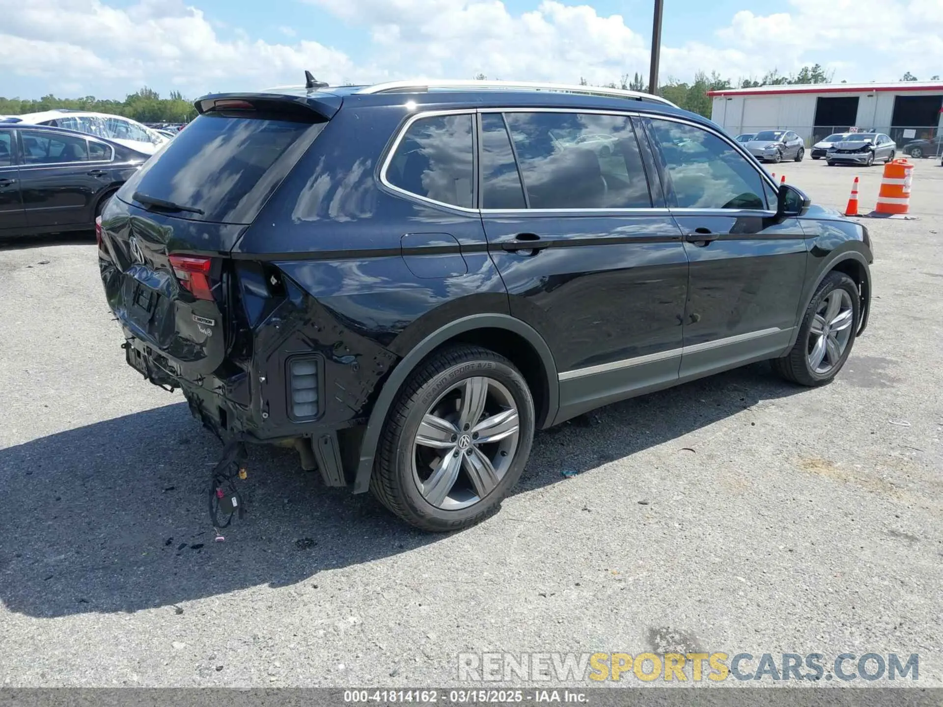 4 Photograph of a damaged car 3VV2B7AX1MM150534 VOLKSWAGEN TIGUAN 2021
