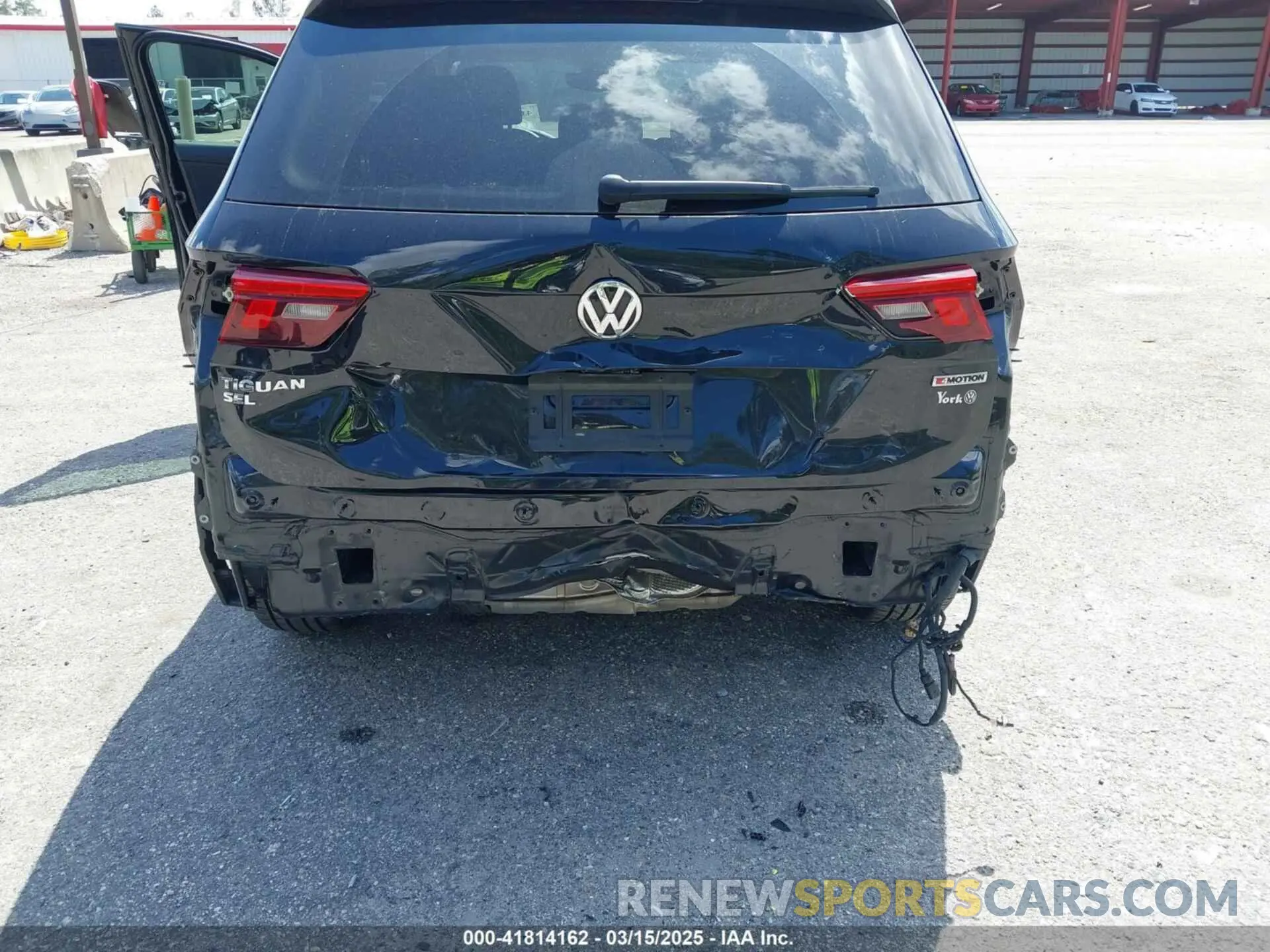 6 Photograph of a damaged car 3VV2B7AX1MM150534 VOLKSWAGEN TIGUAN 2021