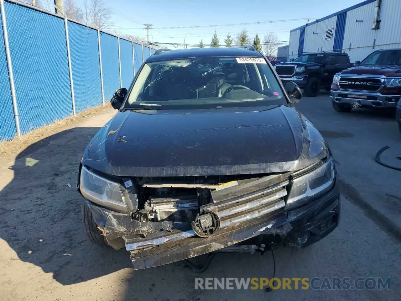 5 Photograph of a damaged car 3VV2B7AX2MM083572 VOLKSWAGEN TIGUAN 2021
