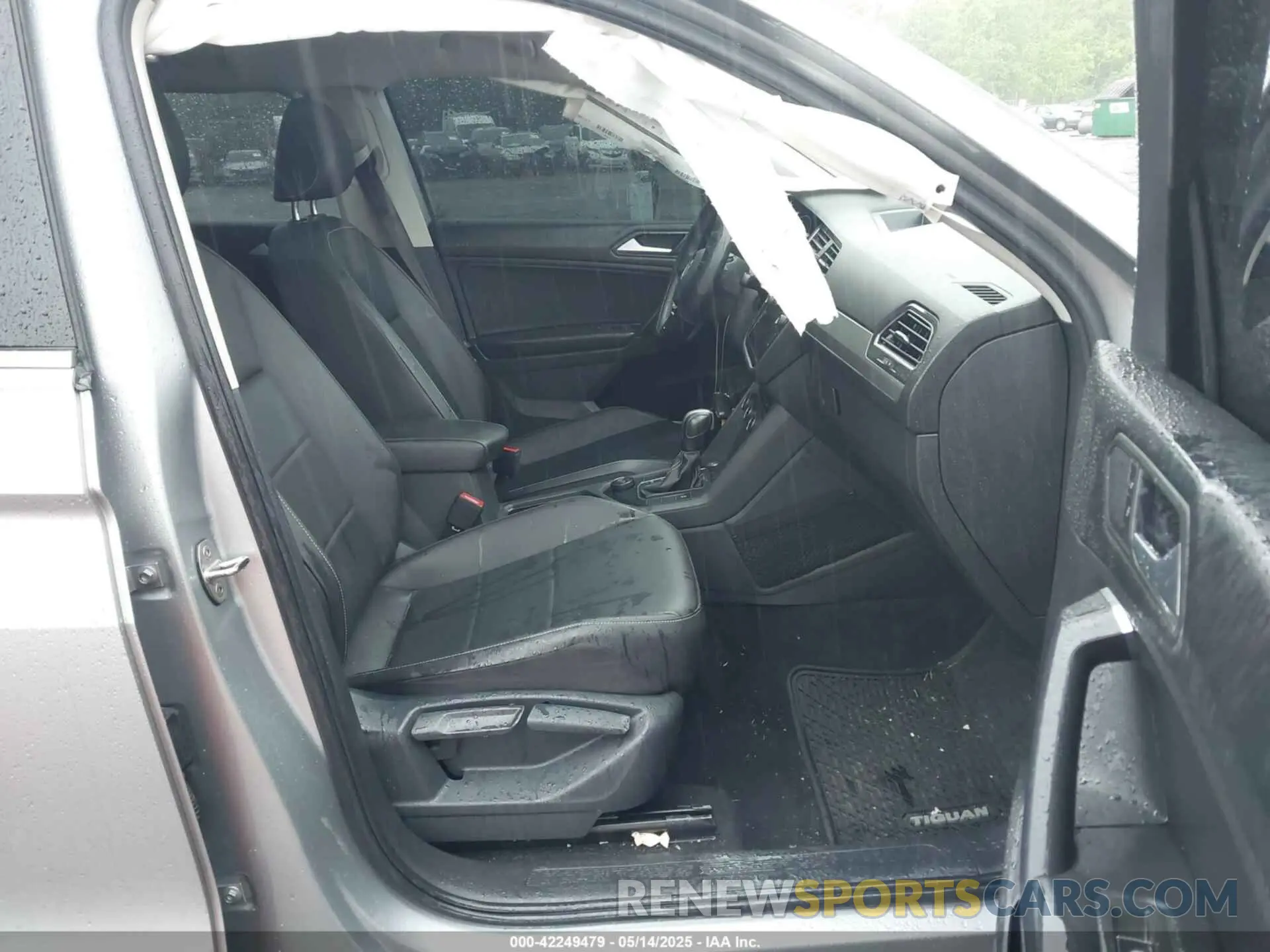 5 Фотография поврежденного автомобиля 3VV2B7AX3MM013711 VOLKSWAGEN TIGUAN 2021