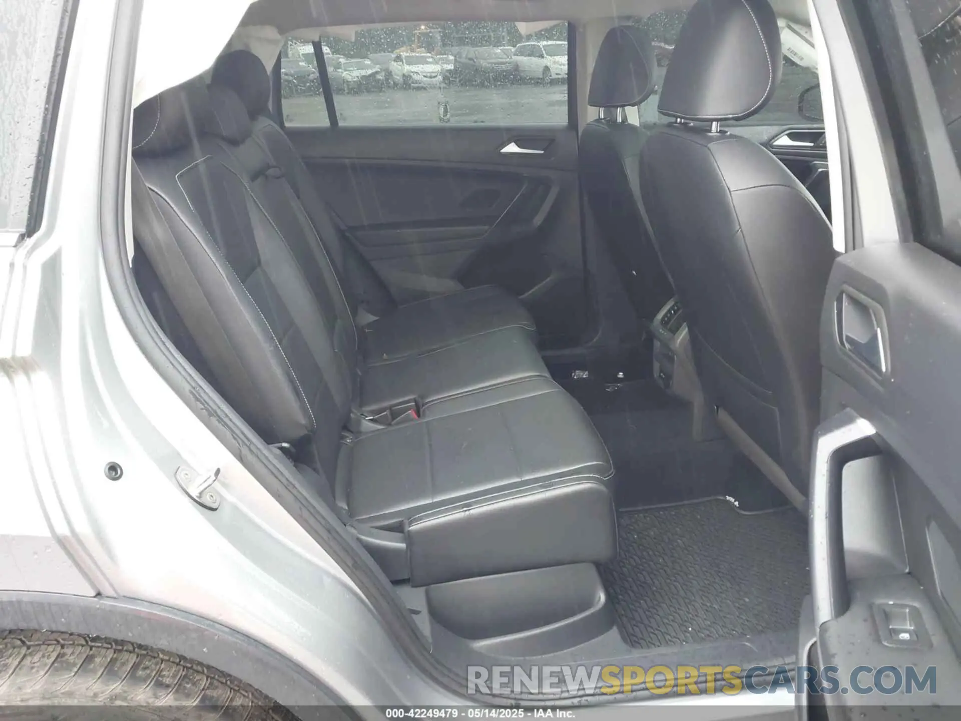 8 Фотография поврежденного автомобиля 3VV2B7AX3MM013711 VOLKSWAGEN TIGUAN 2021