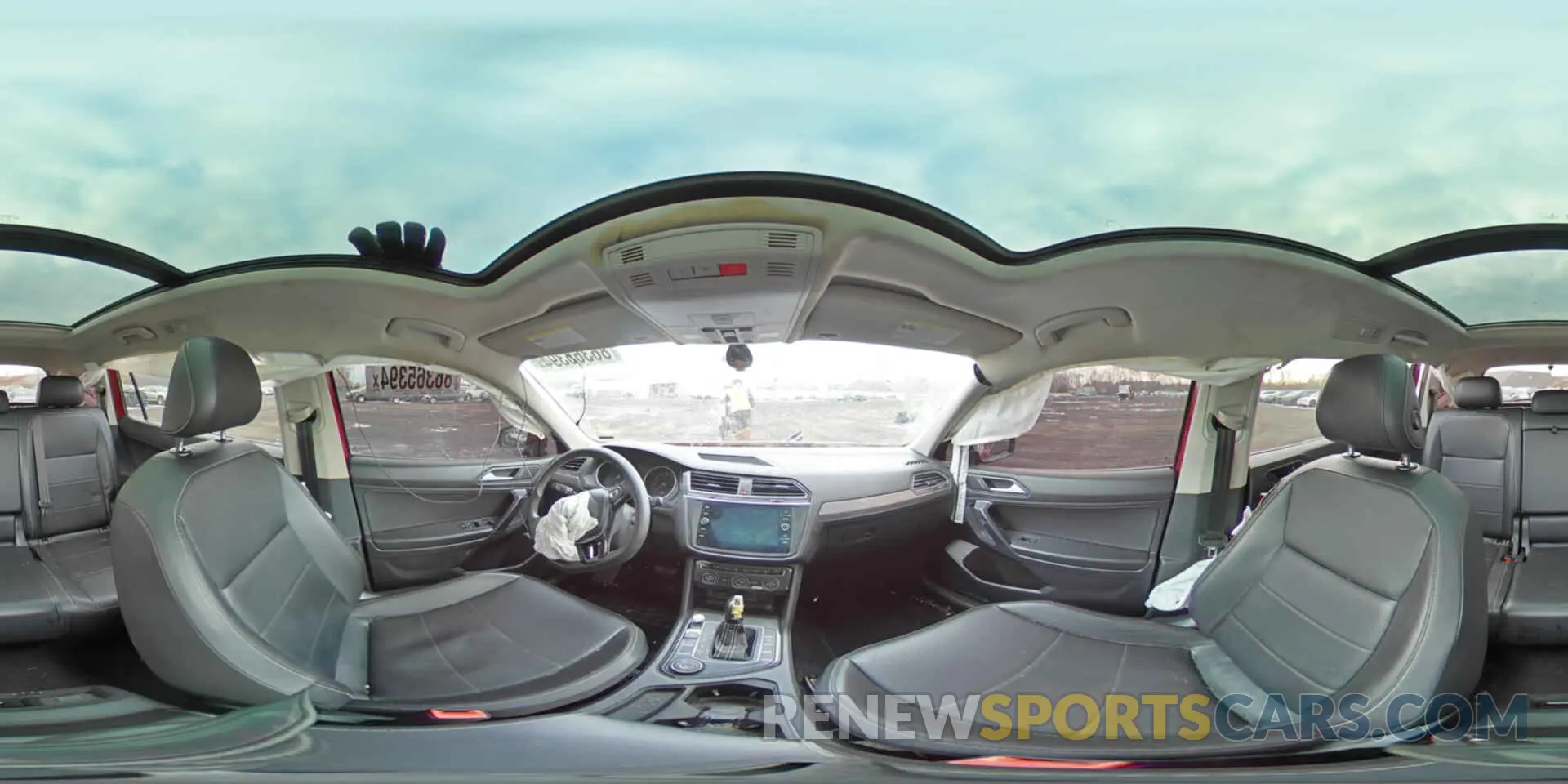 14 Photograph of a damaged car 3VV2B7AX3MM068224 VOLKSWAGEN TIGUAN 2021