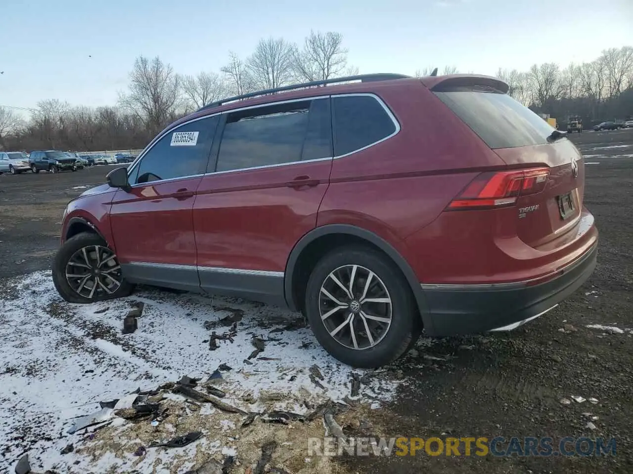 2 Photograph of a damaged car 3VV2B7AX3MM068224 VOLKSWAGEN TIGUAN 2021