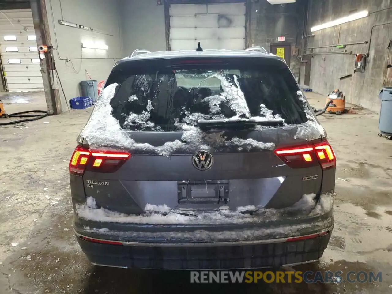 6 Photograph of a damaged car 3VV2B7AX3MM091213 VOLKSWAGEN TIGUAN 2021