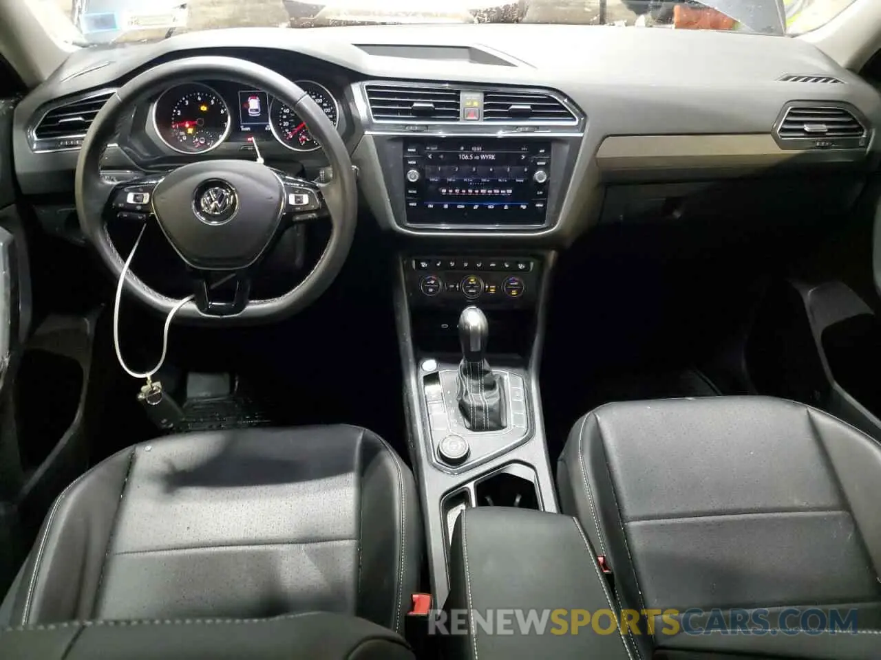 8 Photograph of a damaged car 3VV2B7AX3MM091213 VOLKSWAGEN TIGUAN 2021