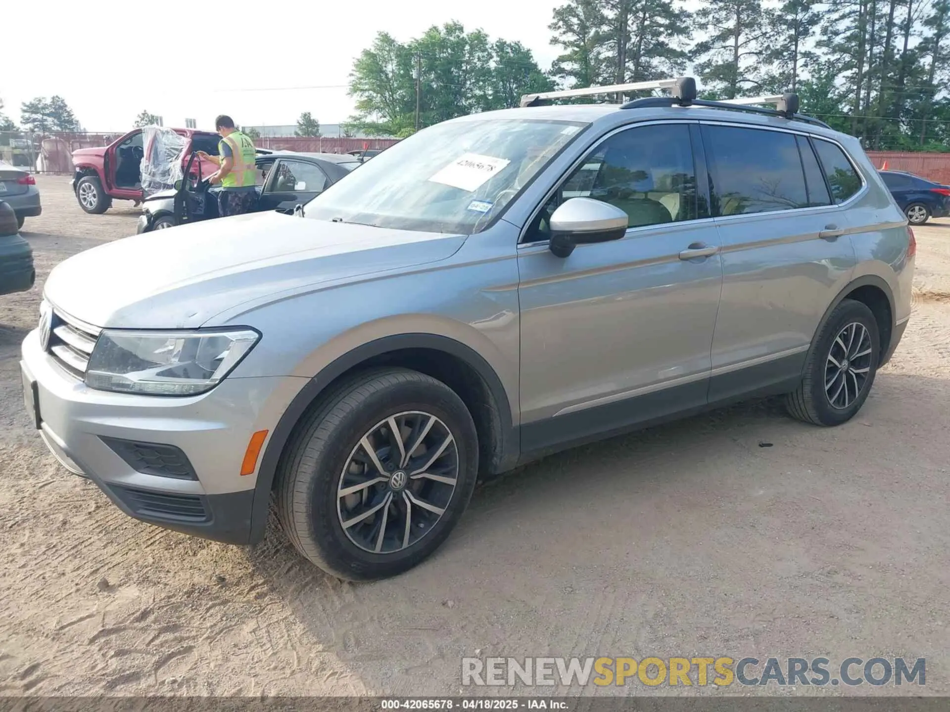 2 Фотография поврежденного автомобиля 3VV2B7AX3MM139910 VOLKSWAGEN TIGUAN 2021