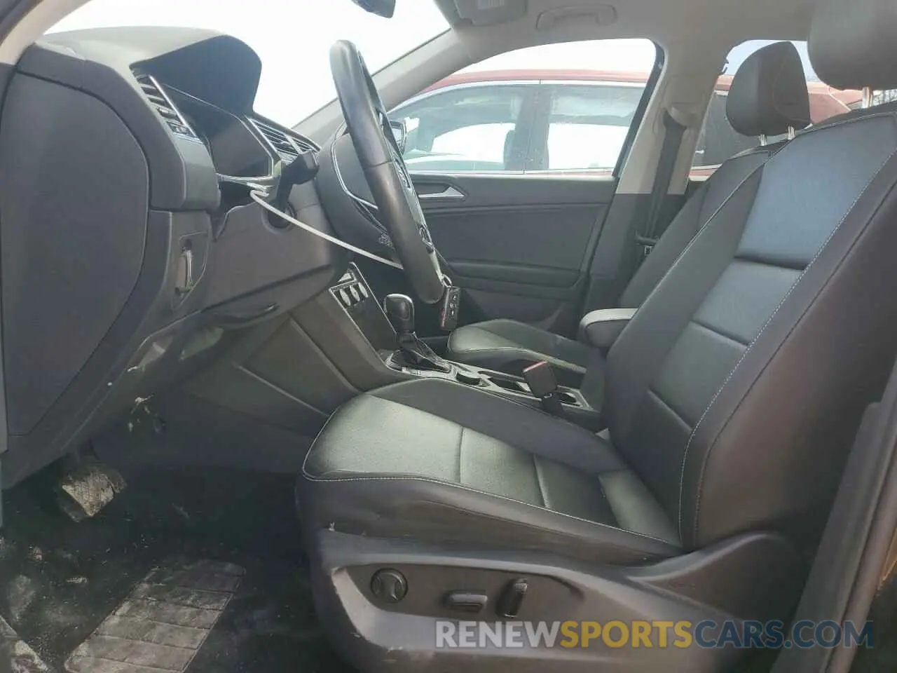 7 Photograph of a damaged car 3VV2B7AX4MM101098 VOLKSWAGEN TIGUAN 2021
