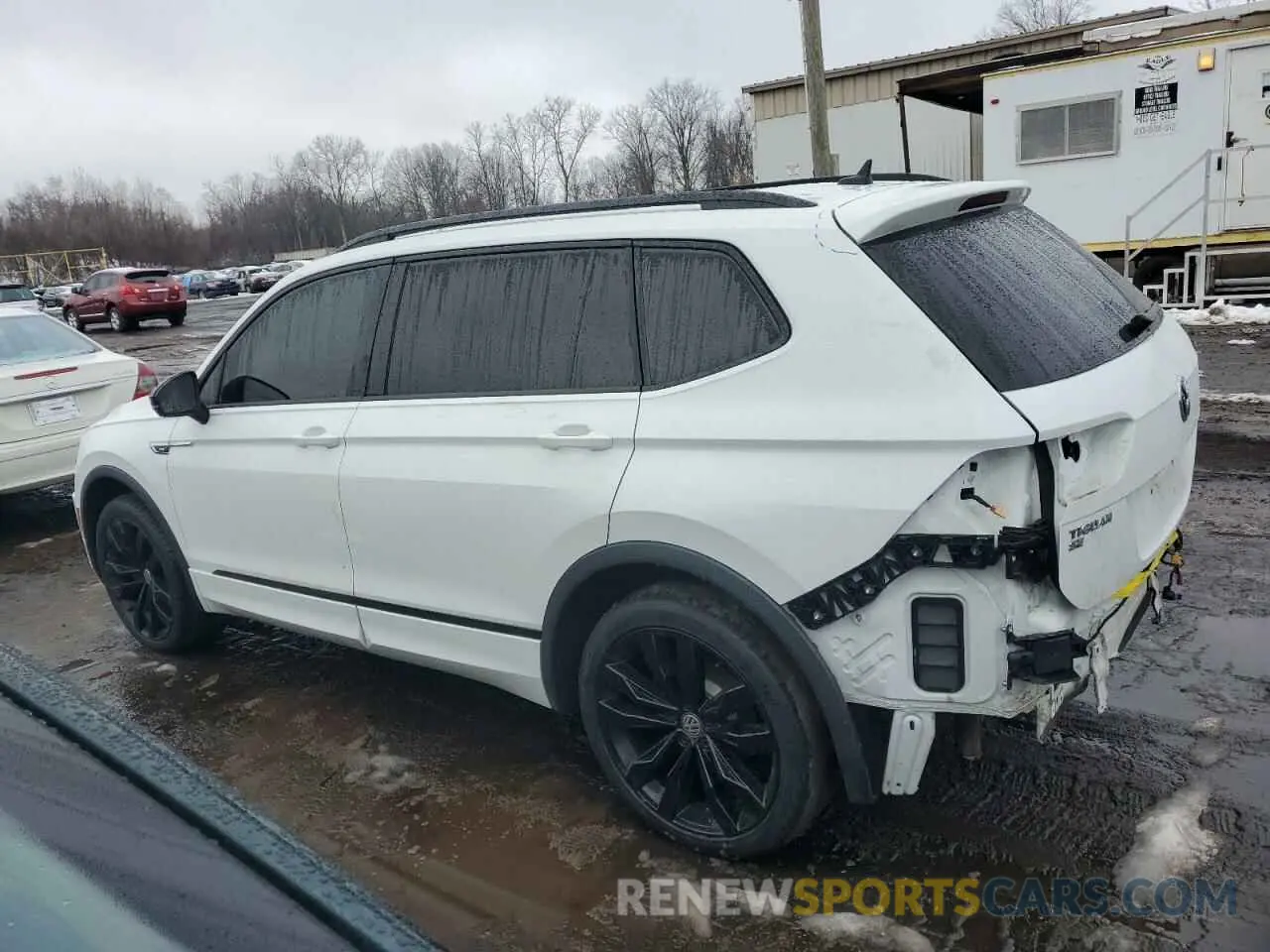 2 Photograph of a damaged car 3VV2B7AX4MM119844 VOLKSWAGEN TIGUAN 2021