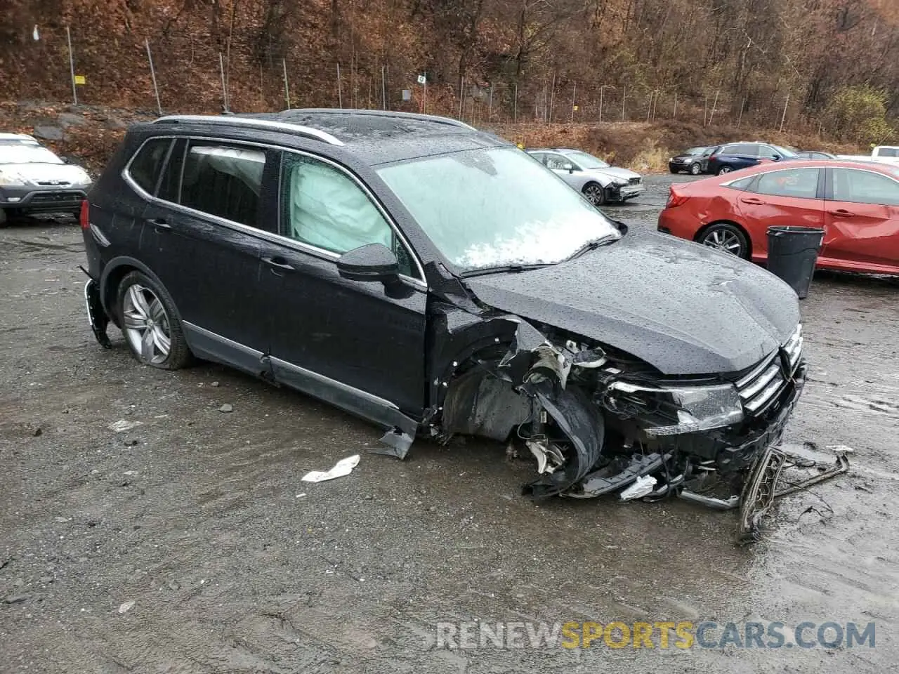4 Photograph of a damaged car 3VV2B7AX5MM002564 VOLKSWAGEN TIGUAN 2021
