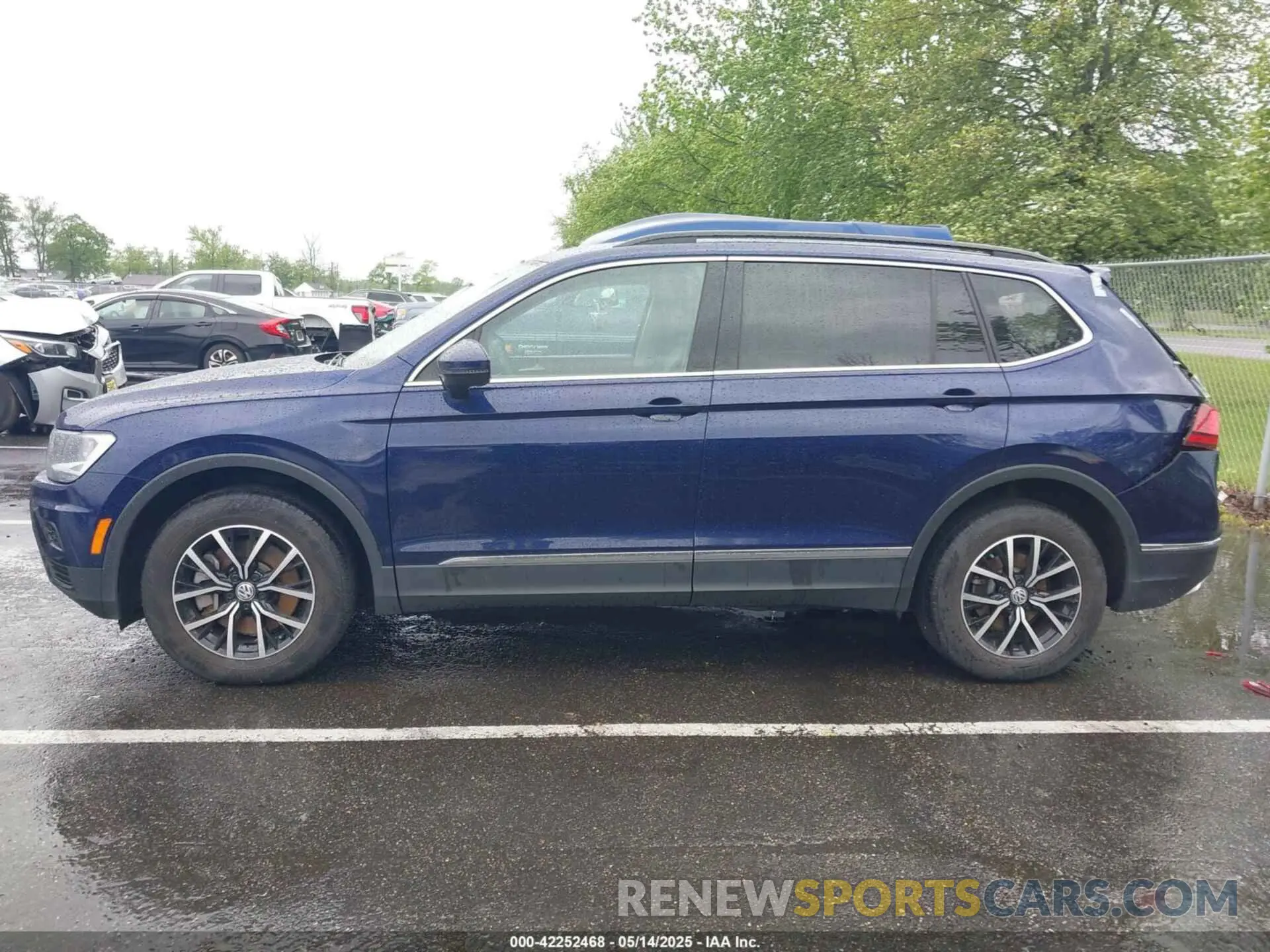 14 Фотография поврежденного автомобиля 3VV2B7AX6MM093344 VOLKSWAGEN TIGUAN 2021
