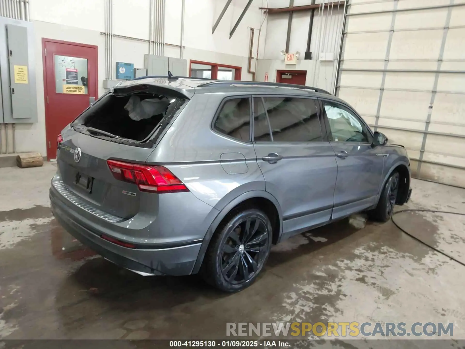 4 Фотография поврежденного автомобиля 3VV2B7AX7MM126075 VOLKSWAGEN TIGUAN 2021