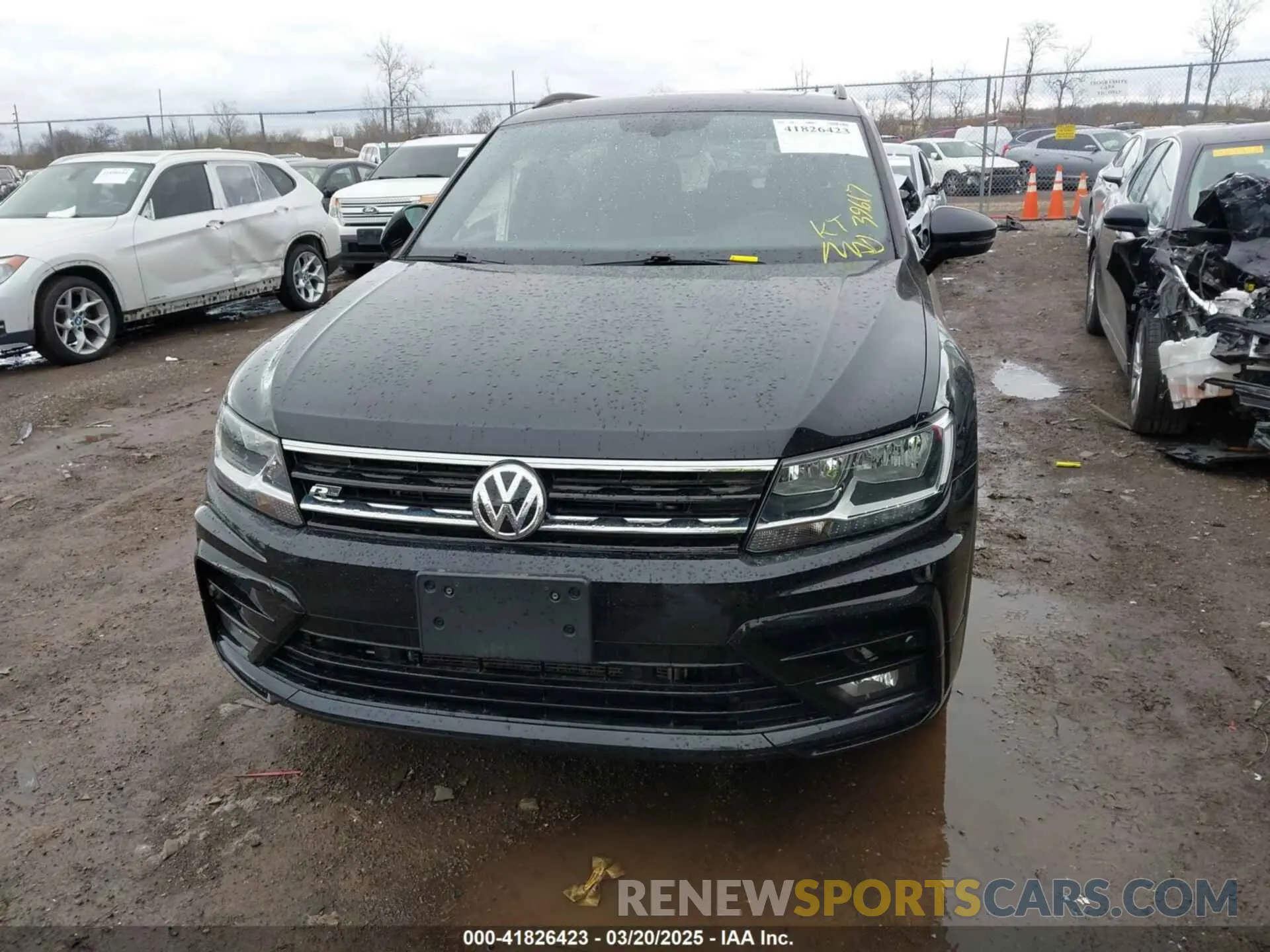 13 Photograph of a damaged car 3VV2B7AX8MM045666 VOLKSWAGEN TIGUAN 2021