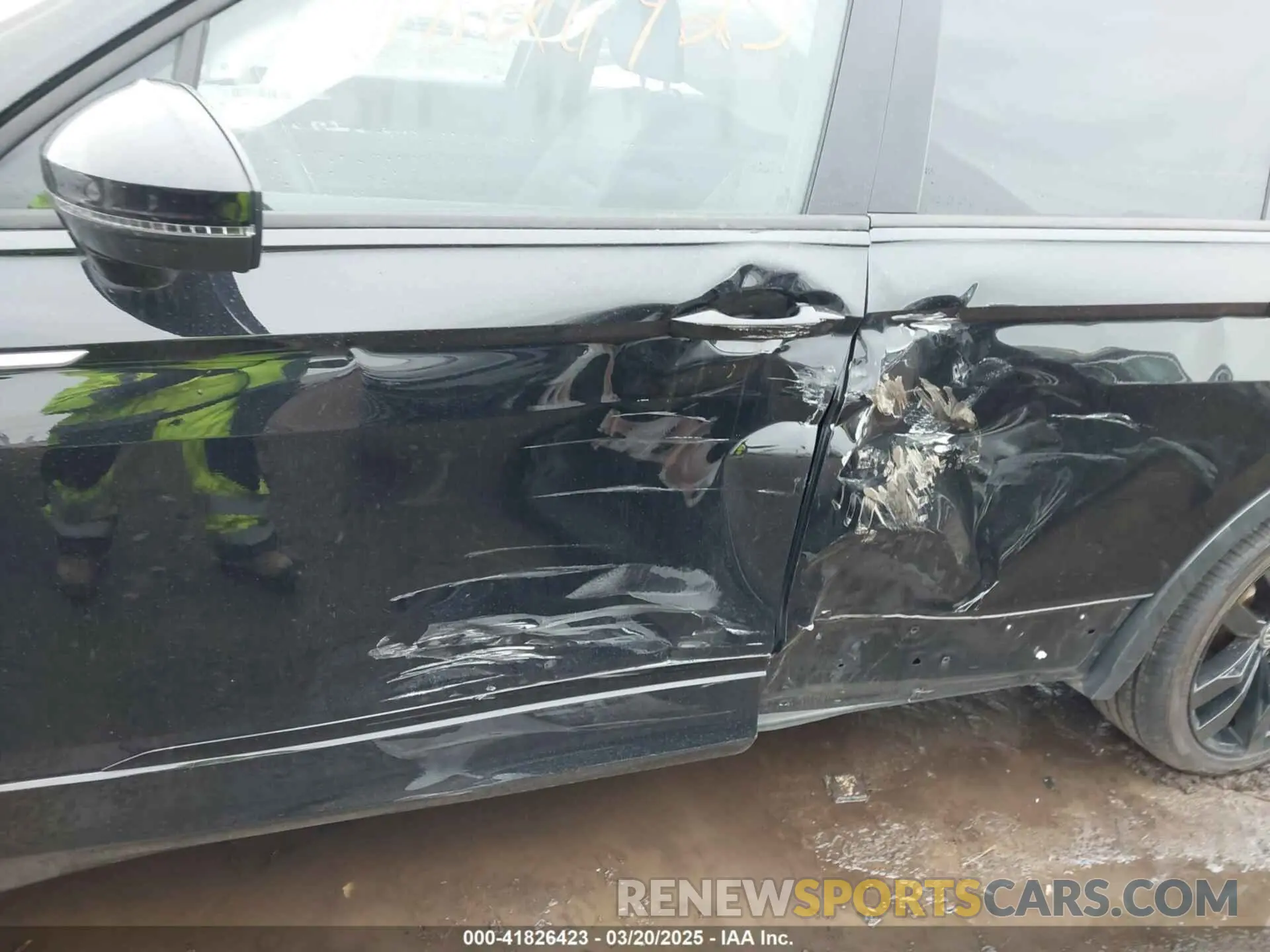 6 Photograph of a damaged car 3VV2B7AX8MM045666 VOLKSWAGEN TIGUAN 2021