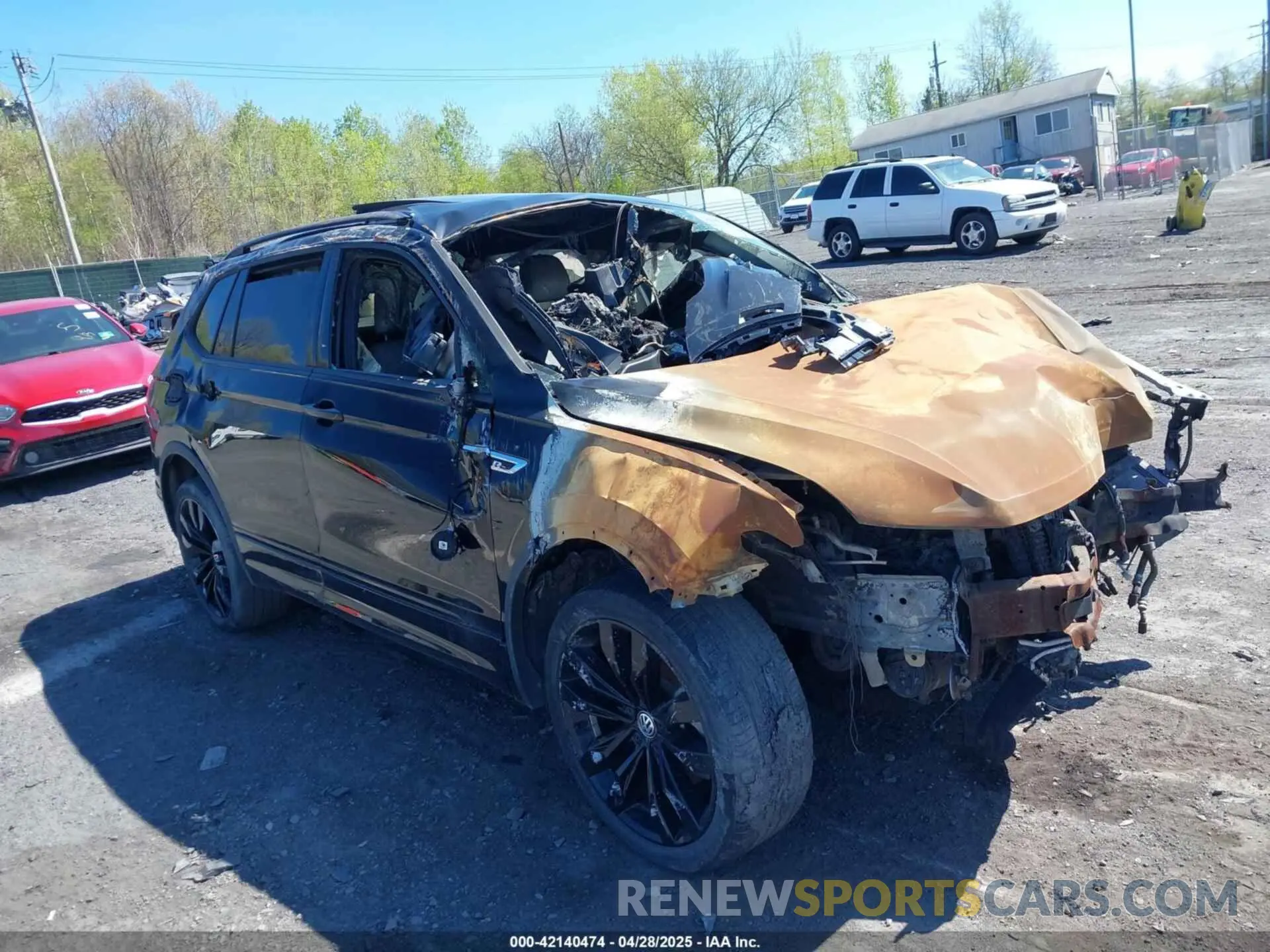 1 Photograph of a damaged car 3VV2B7AX8MM079008 VOLKSWAGEN TIGUAN 2021