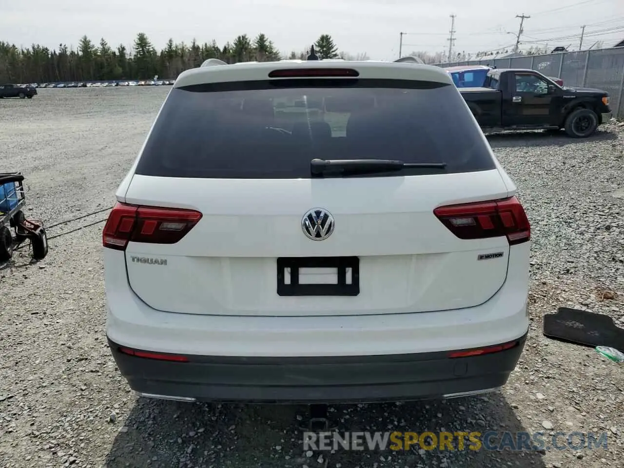 6 Photograph of a damaged car 3VV2B7AX9MM084945 VOLKSWAGEN TIGUAN 2021