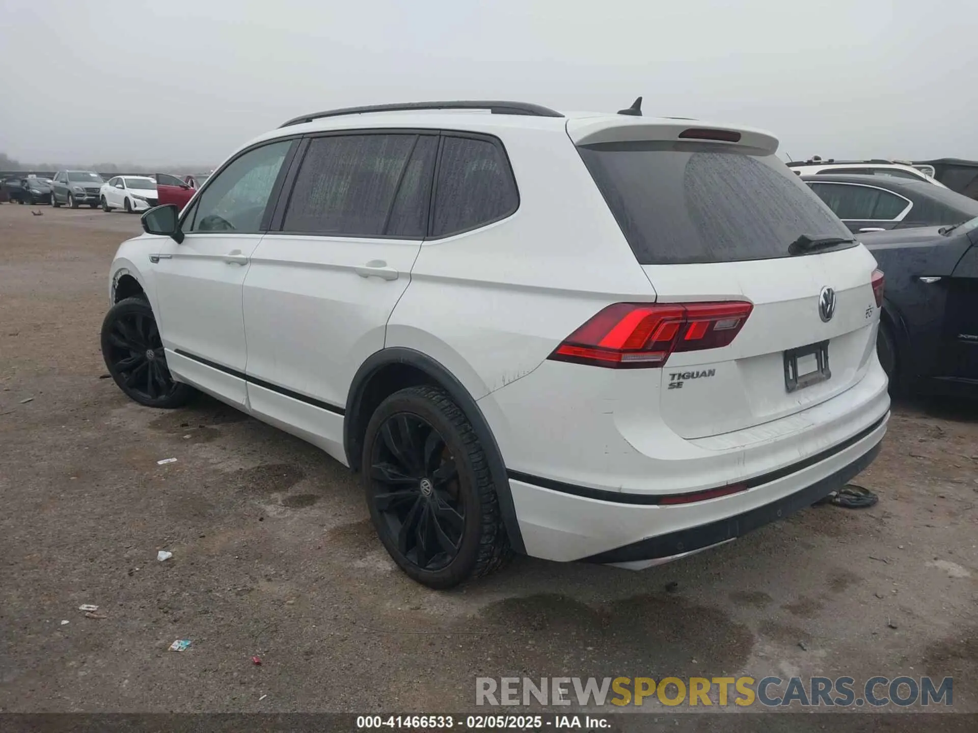 3 Photograph of a damaged car 3VV2B7AXXMM062209 VOLKSWAGEN TIGUAN 2021