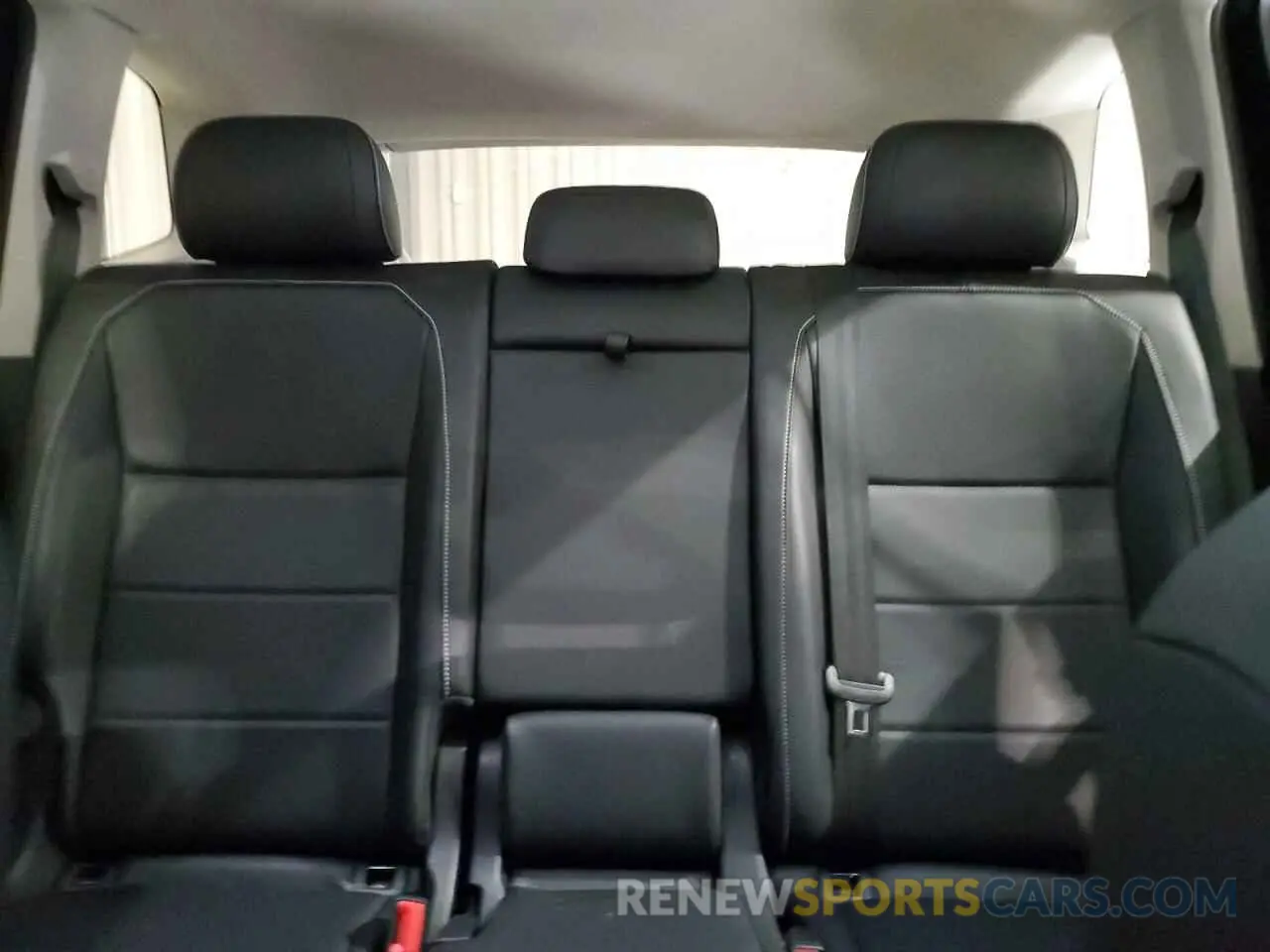 10 Photograph of a damaged car 3VV2B7AXXMM071024 VOLKSWAGEN TIGUAN 2021