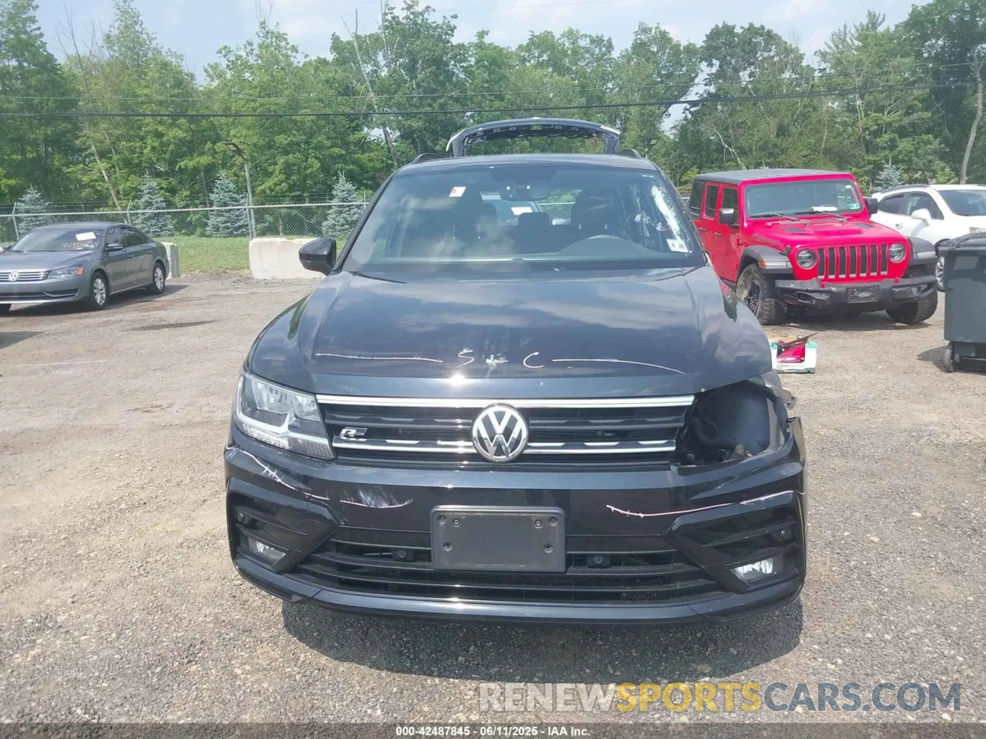6 Photograph of a damaged car 3VV2B7AXXMM098305 VOLKSWAGEN TIGUAN 2021