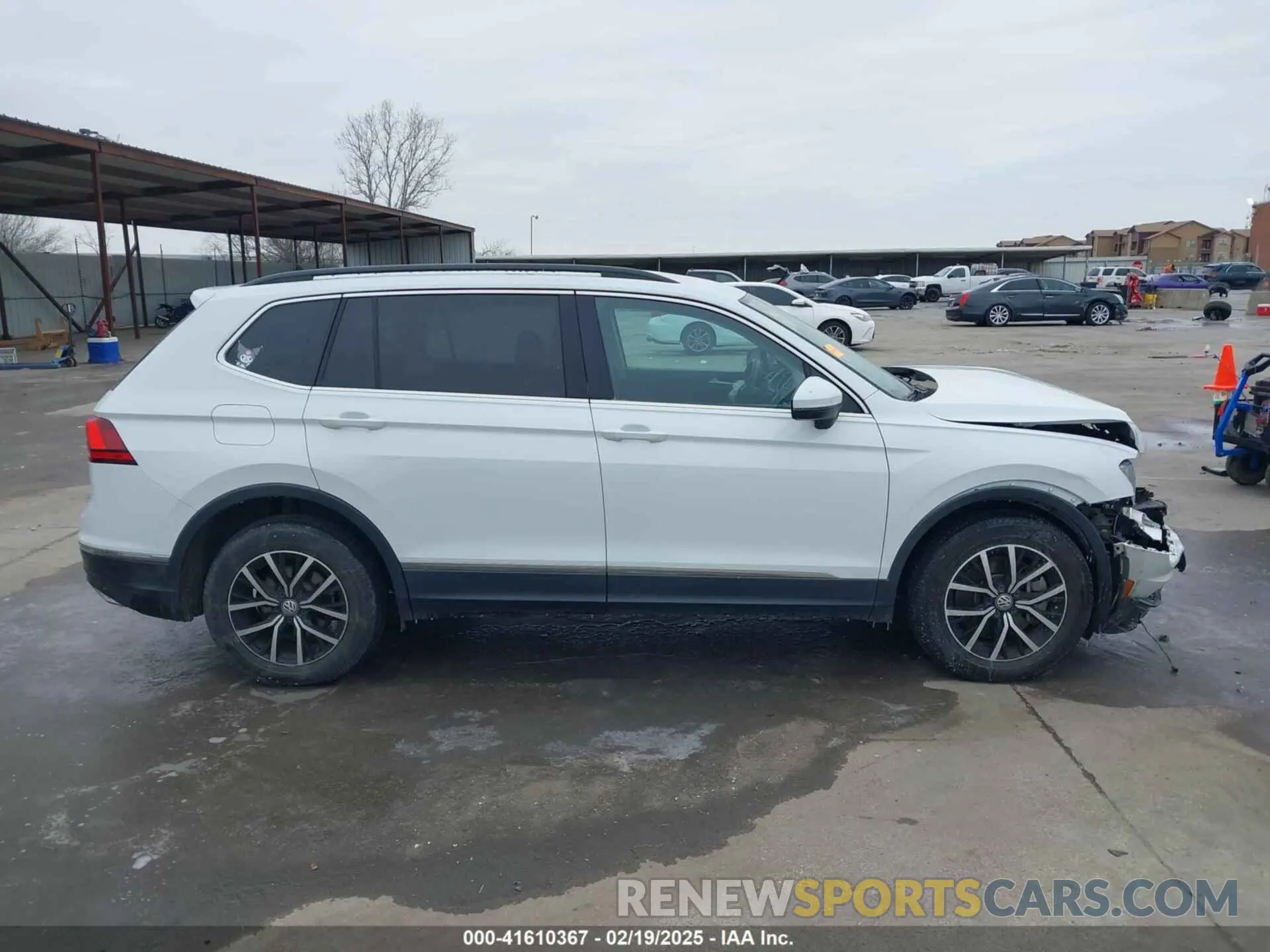13 Фотография поврежденного автомобиля 3VV3B7AX0MM008938 VOLKSWAGEN TIGUAN 2021