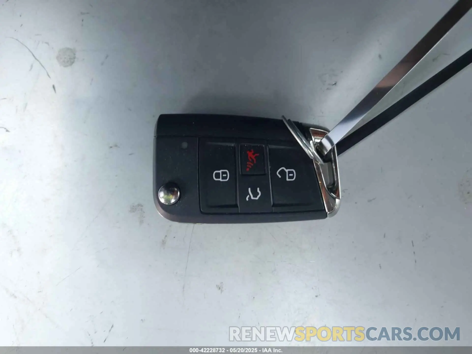 11 Фотография поврежденного автомобиля 3VV3B7AX3MM038340 VOLKSWAGEN TIGUAN 2021
