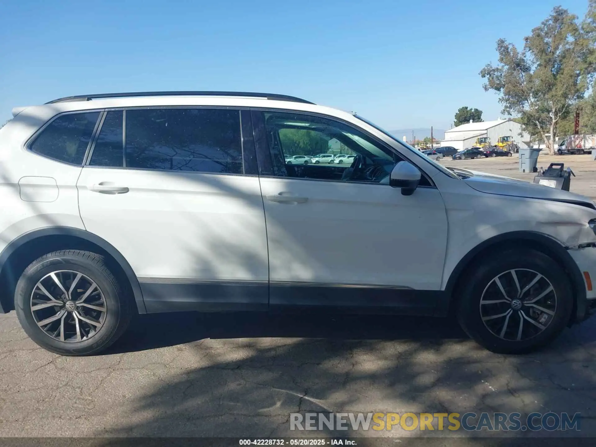 13 Фотография поврежденного автомобиля 3VV3B7AX3MM038340 VOLKSWAGEN TIGUAN 2021