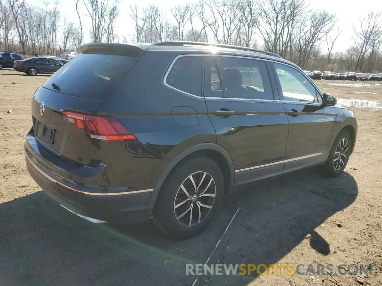 3 Photograph of a damaged car 3VV3B7AX3MM042775 VOLKSWAGEN TIGUAN 2021