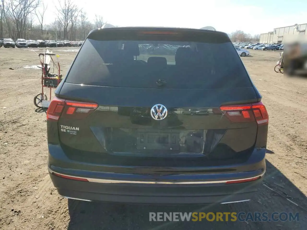 6 Photograph of a damaged car 3VV3B7AX3MM042775 VOLKSWAGEN TIGUAN 2021