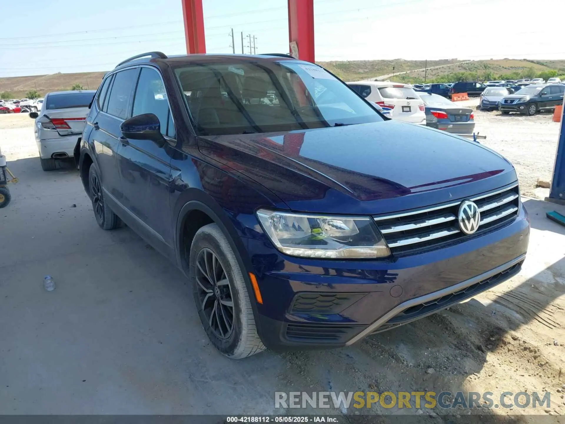 1 Photograph of a damaged car 3VV3B7AX4MM078345 VOLKSWAGEN TIGUAN 2021