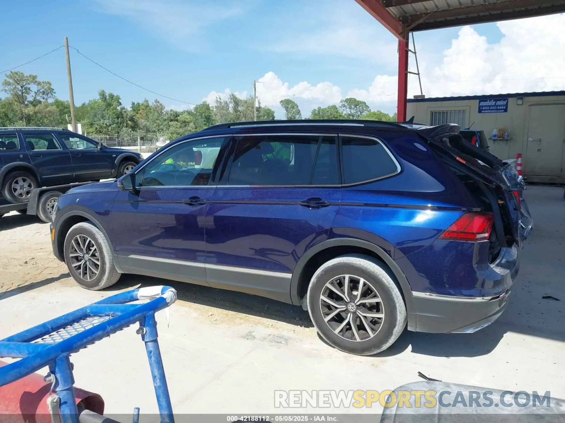 14 Photograph of a damaged car 3VV3B7AX4MM078345 VOLKSWAGEN TIGUAN 2021