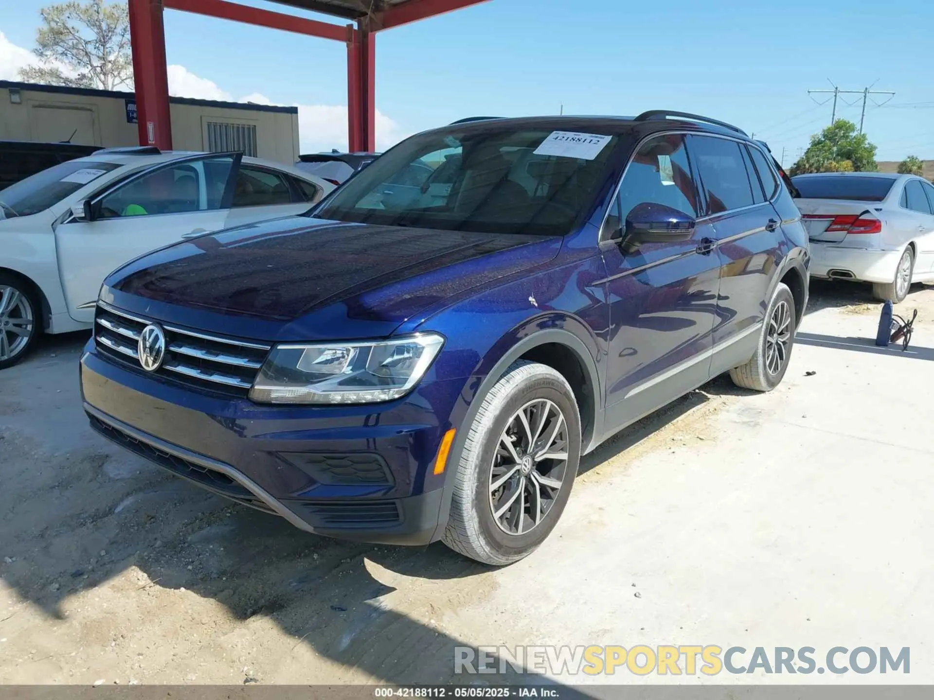 2 Photograph of a damaged car 3VV3B7AX4MM078345 VOLKSWAGEN TIGUAN 2021