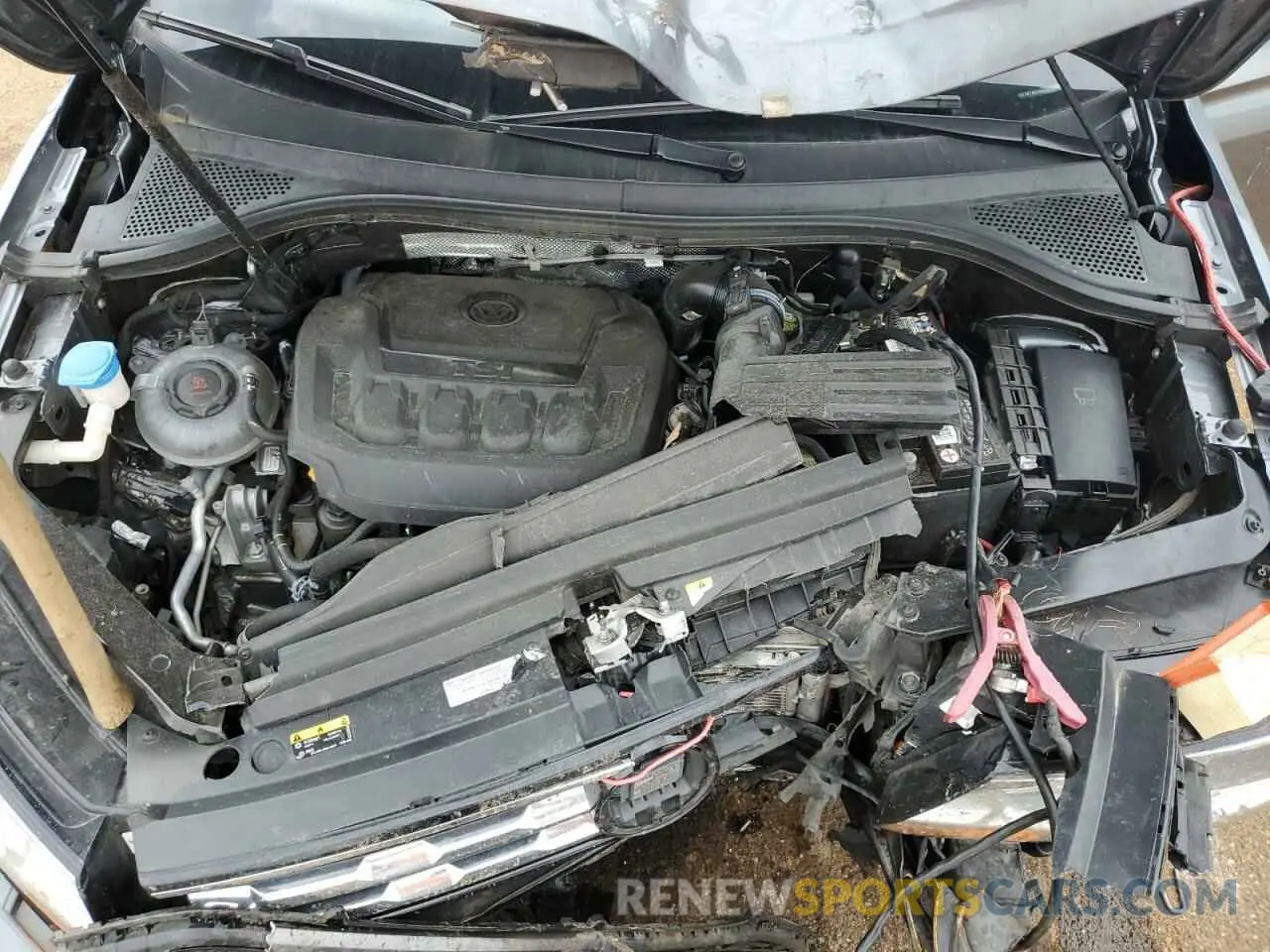 12 Photograph of a damaged car 3VV3B7AX4MM087210 VOLKSWAGEN TIGUAN 2021