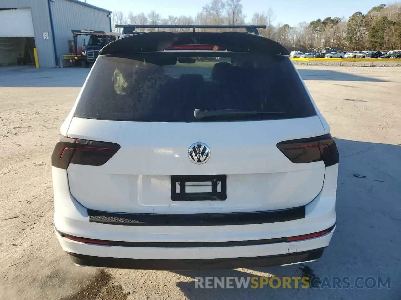6 Фотография поврежденного автомобиля 3VV3B7AX5MM033530 VOLKSWAGEN TIGUAN 2021
