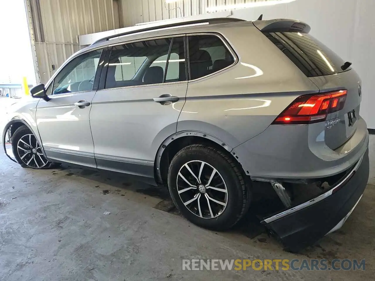 2 Фотография поврежденного автомобиля 3VV3B7AX5MM112244 VOLKSWAGEN TIGUAN 2021