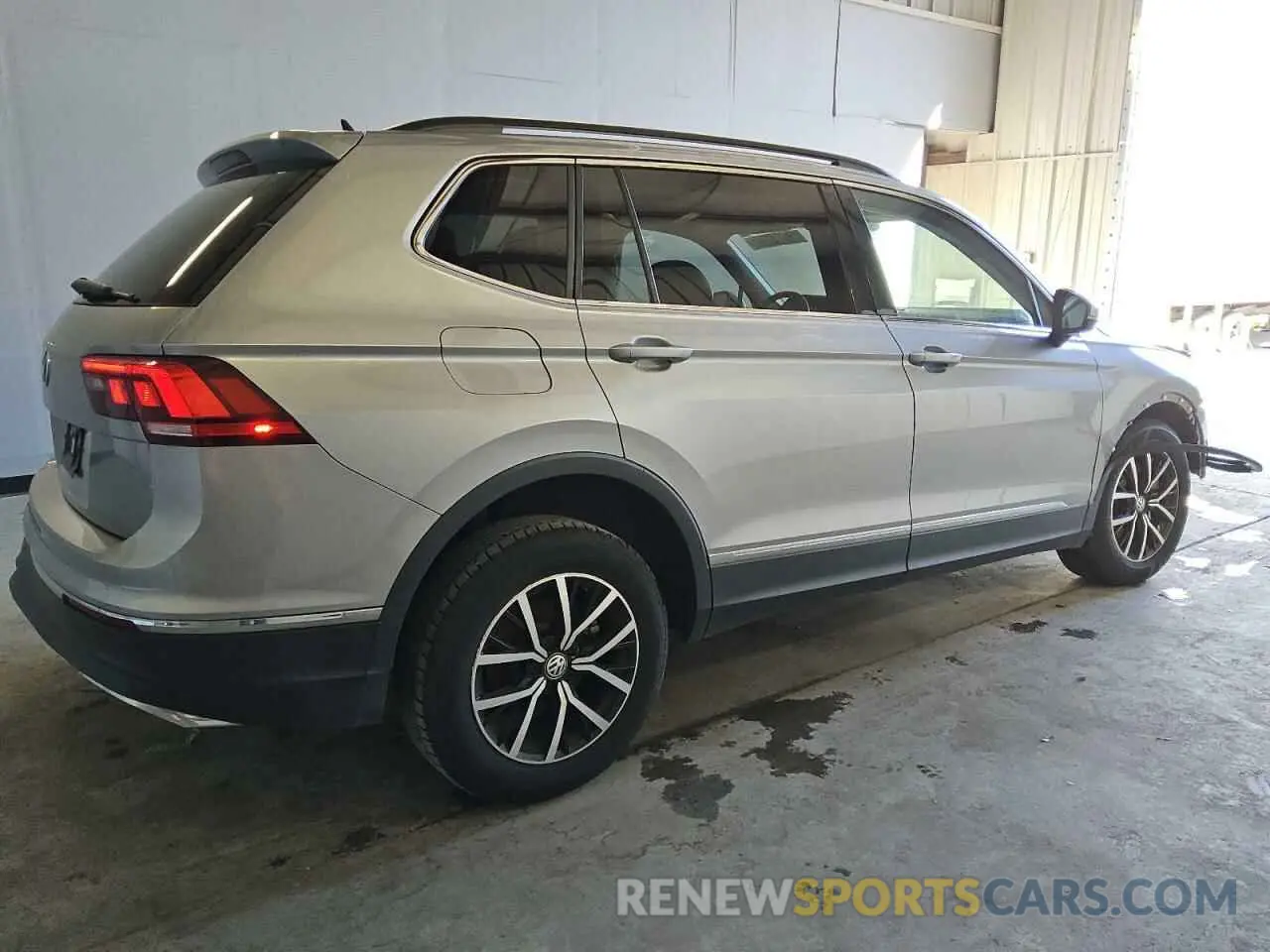 3 Фотография поврежденного автомобиля 3VV3B7AX5MM112244 VOLKSWAGEN TIGUAN 2021