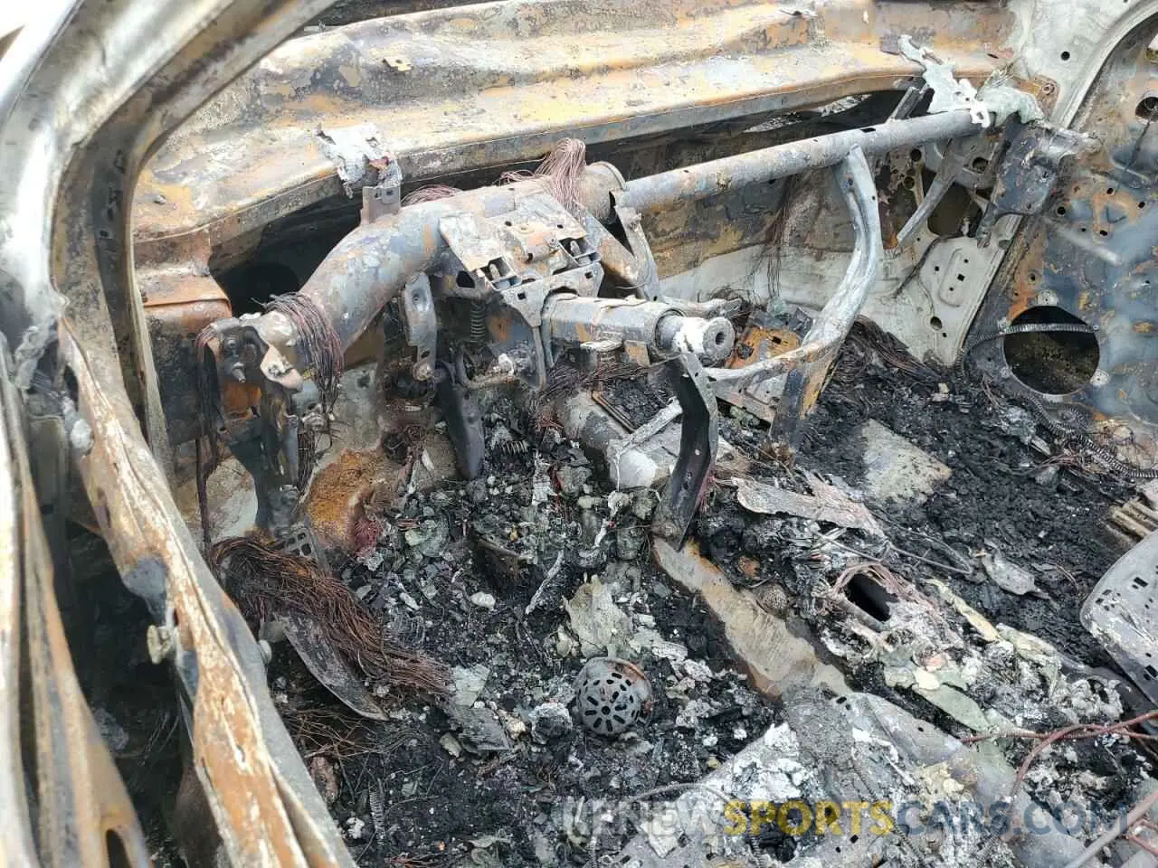 8 Photograph of a damaged car 3VV3B7AX5MM119551 VOLKSWAGEN TIGUAN 2021