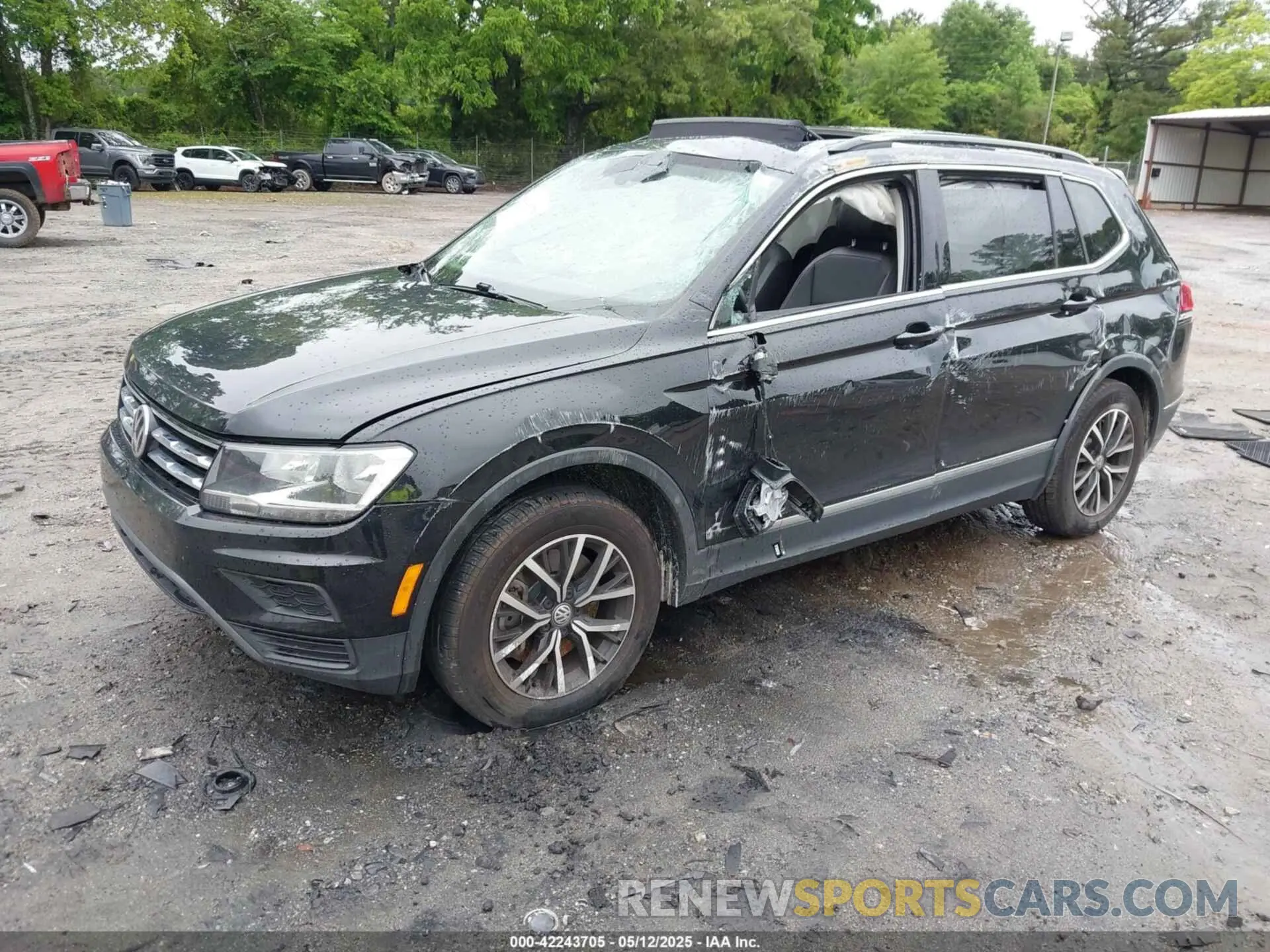 2 Photograph of a damaged car 3VV3B7AX6MM021502 VOLKSWAGEN TIGUAN 2021