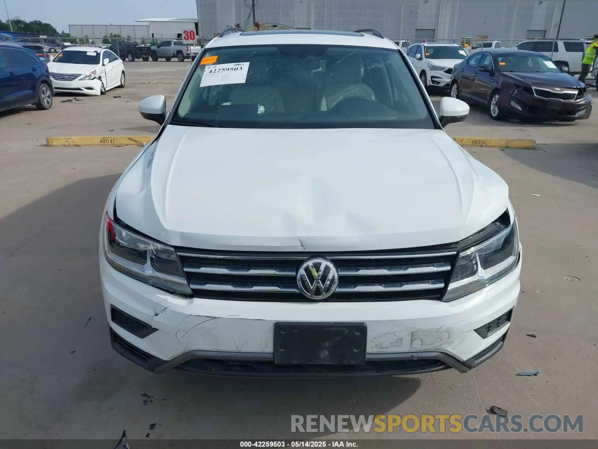 12 Фотография поврежденного автомобиля 3VV3B7AX7MM065332 VOLKSWAGEN TIGUAN 2021