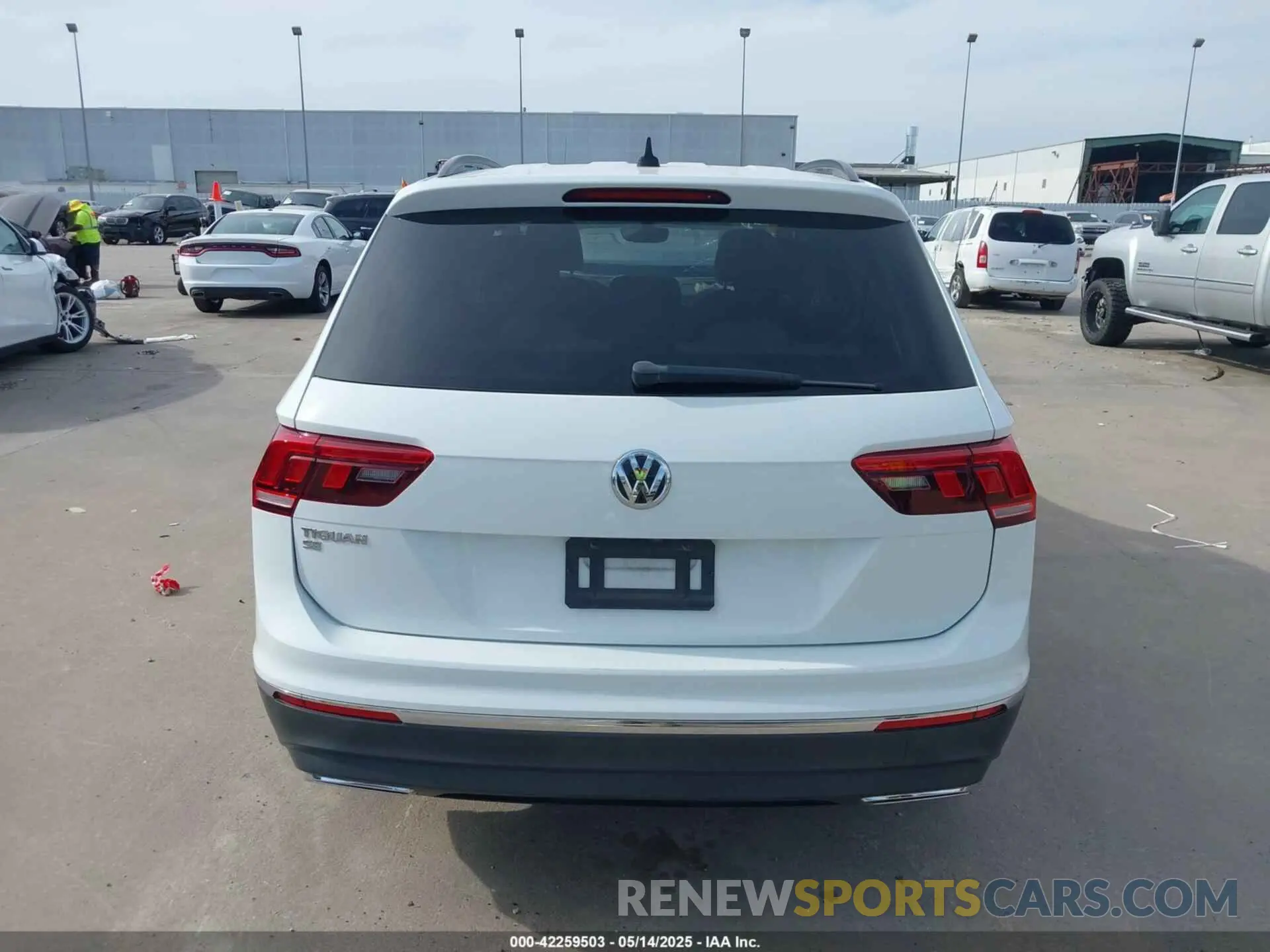16 Фотография поврежденного автомобиля 3VV3B7AX7MM065332 VOLKSWAGEN TIGUAN 2021