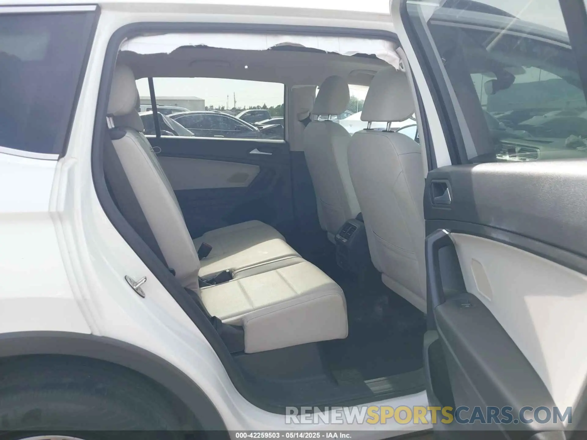 8 Фотография поврежденного автомобиля 3VV3B7AX7MM065332 VOLKSWAGEN TIGUAN 2021