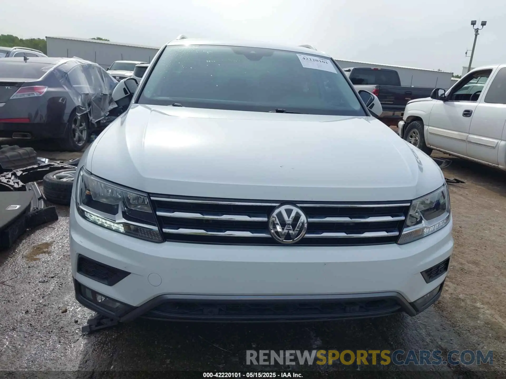 13 Photograph of a damaged car 3VV3B7AXXMM008588 VOLKSWAGEN TIGUAN 2021
