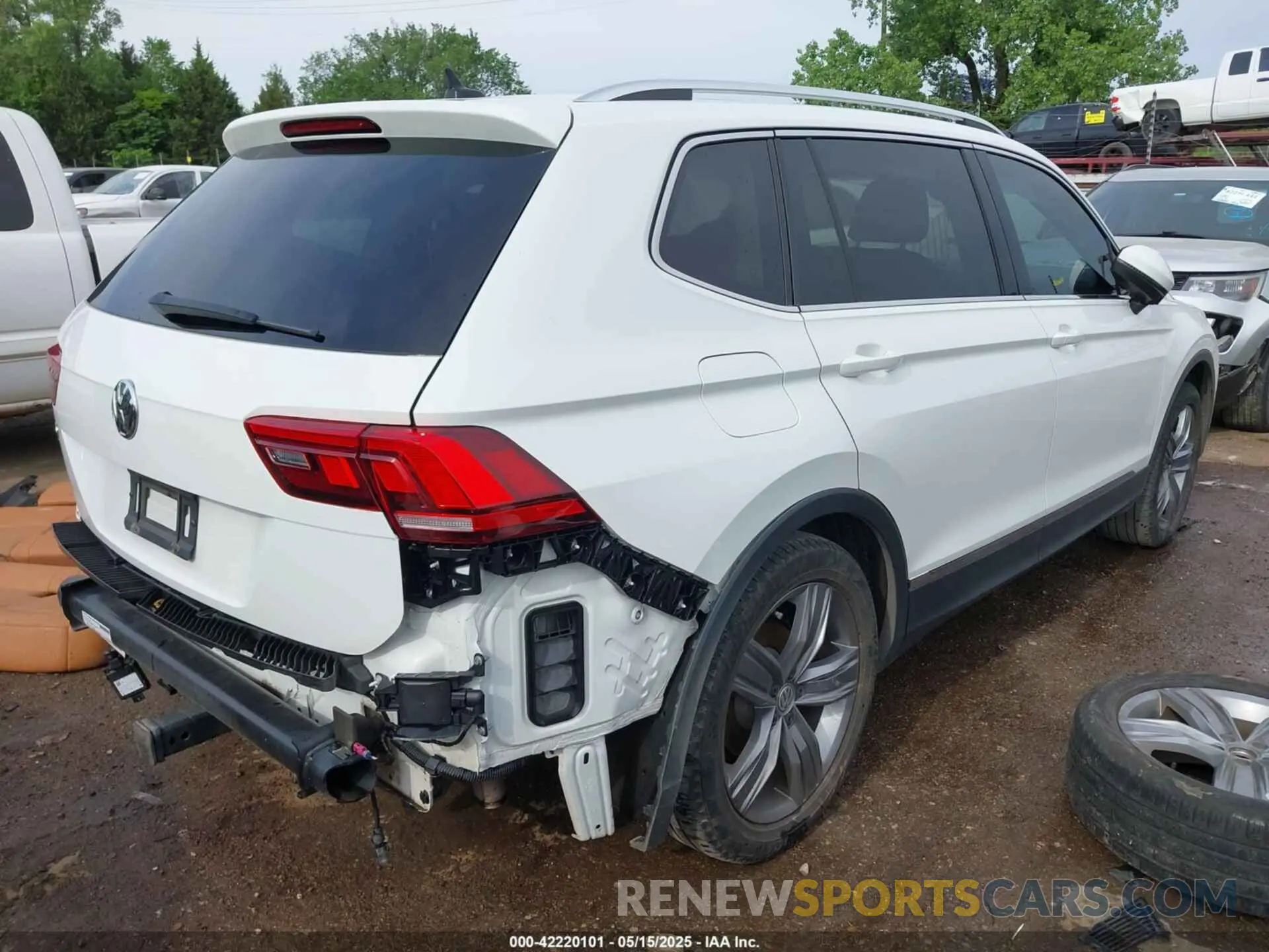 4 Photograph of a damaged car 3VV3B7AXXMM008588 VOLKSWAGEN TIGUAN 2021
