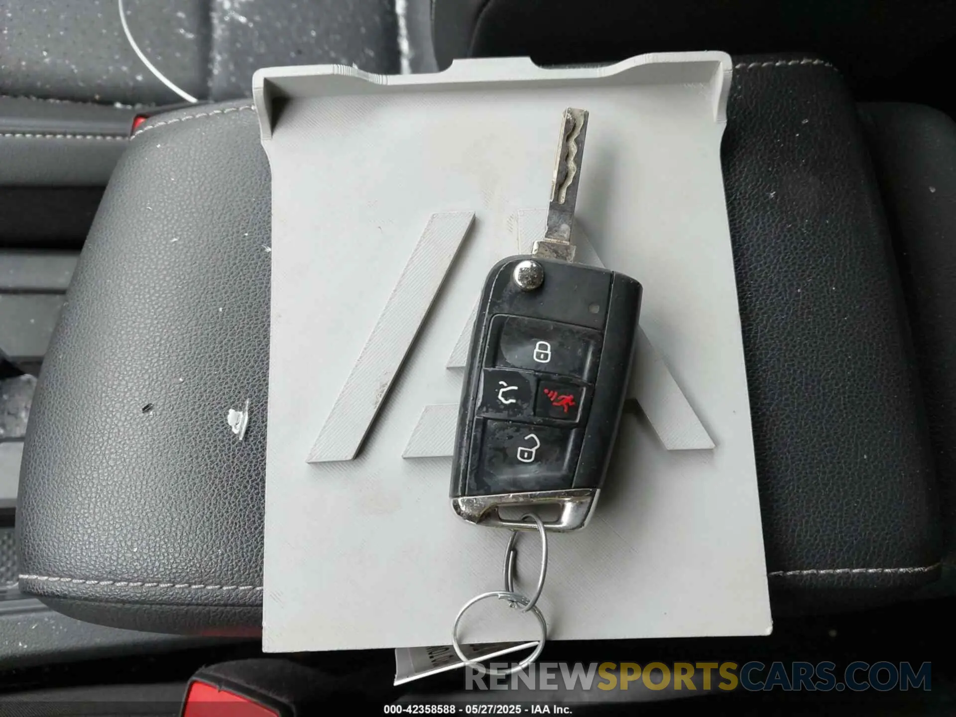 11 Photograph of a damaged car 3VV3B7AXXMM101773 VOLKSWAGEN TIGUAN 2021