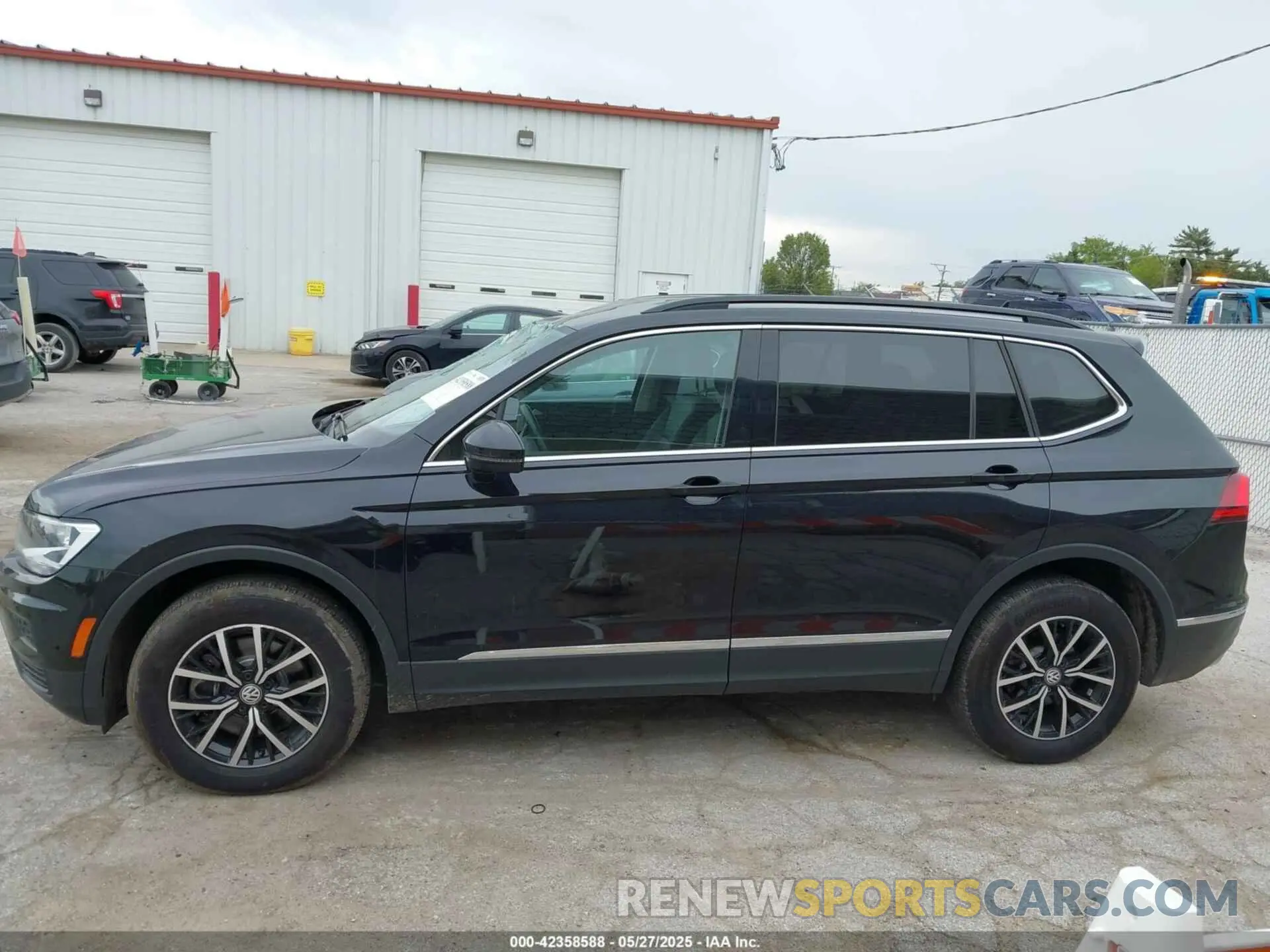 15 Photograph of a damaged car 3VV3B7AXXMM101773 VOLKSWAGEN TIGUAN 2021