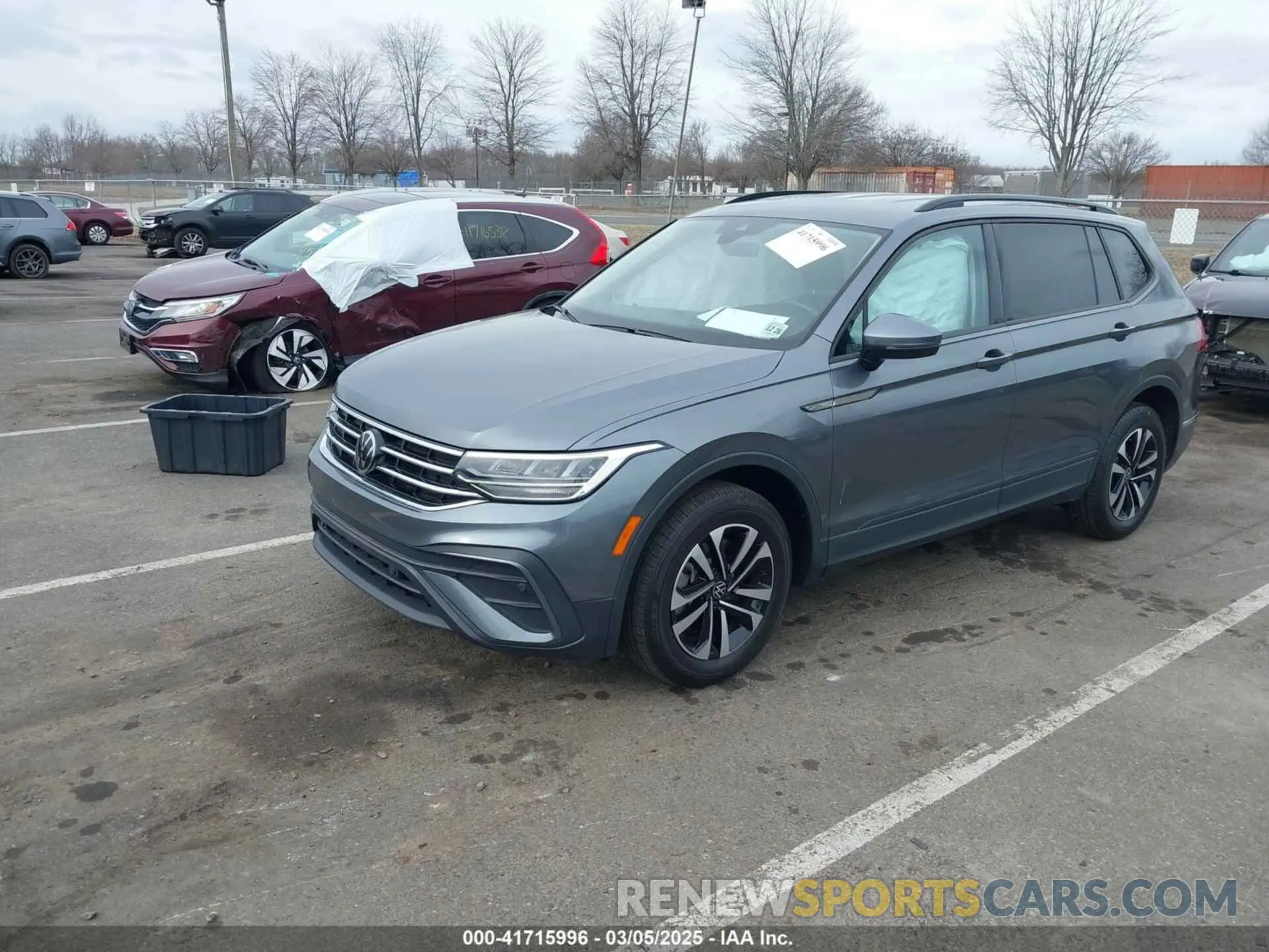 2 Photograph of a damaged car 3VV0B7AX1NM042942 VOLKSWAGEN TIGUAN 2022