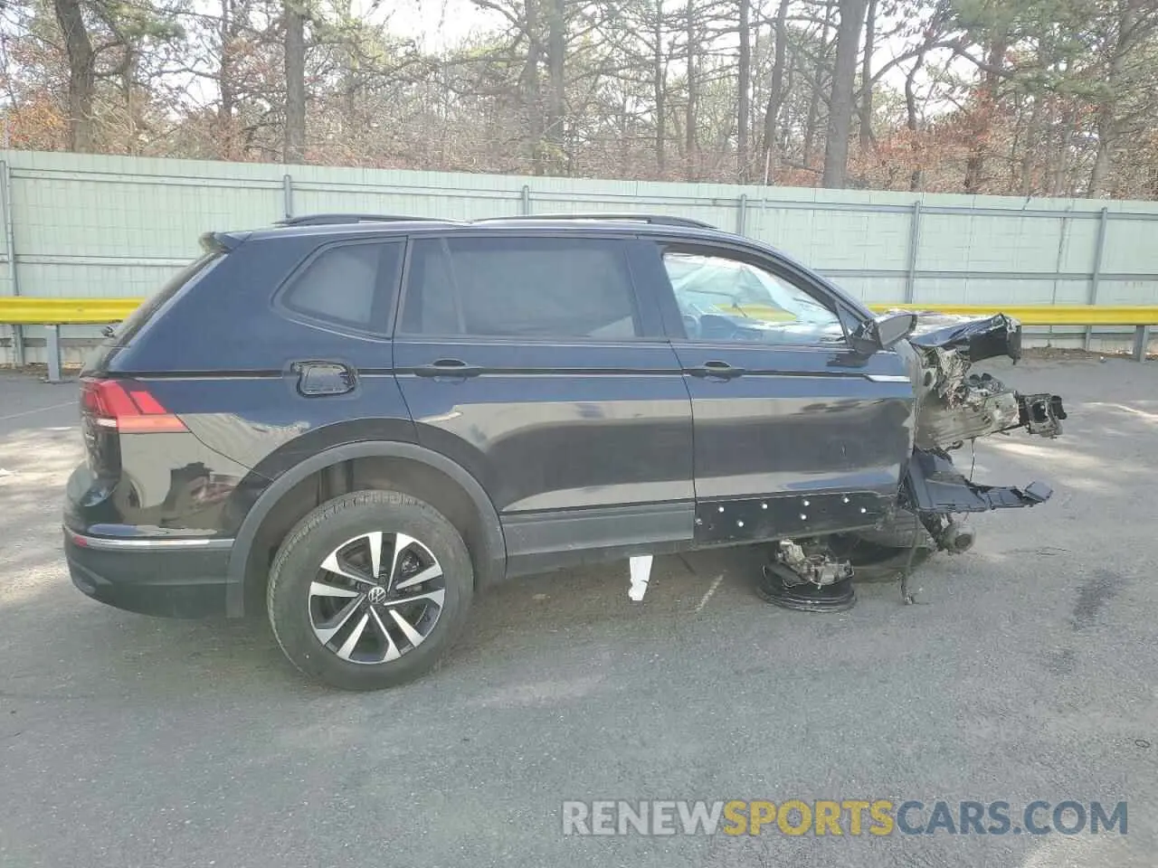 3 Фотография поврежденного автомобиля 3VV0B7AX1NM071101 VOLKSWAGEN TIGUAN 2022