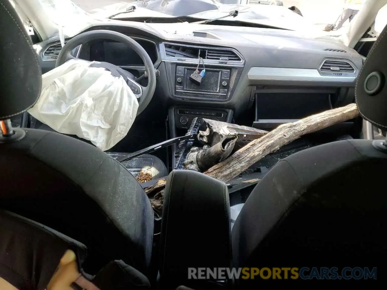 8 Фотография поврежденного автомобиля 3VV0B7AX1NM071101 VOLKSWAGEN TIGUAN 2022
