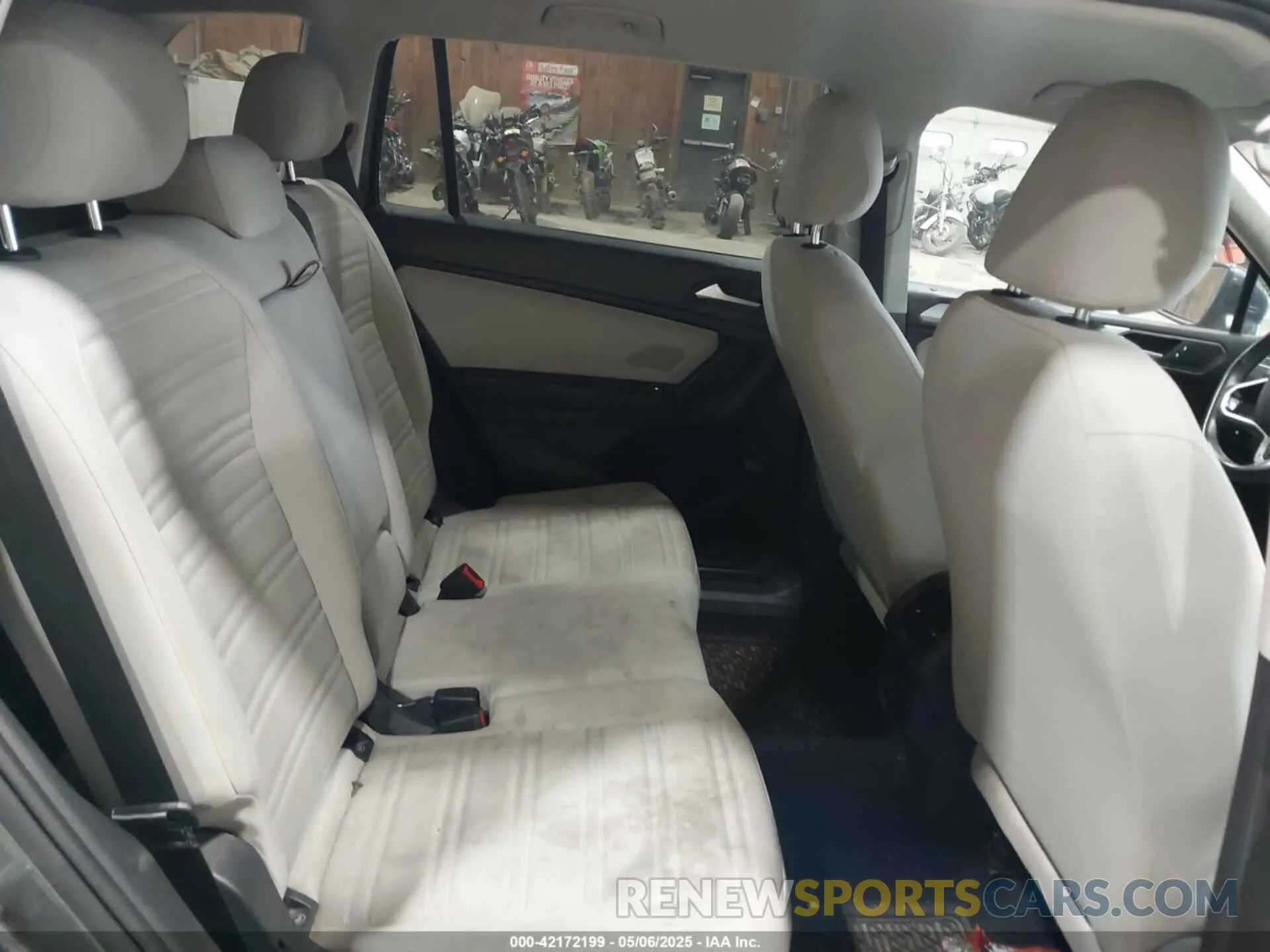 8 Фотография поврежденного автомобиля 3VV0B7AX2NM042934 VOLKSWAGEN TIGUAN 2022