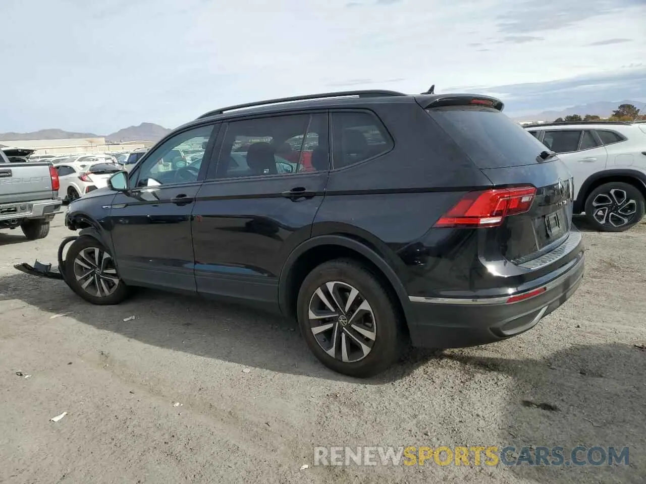 2 Photograph of a damaged car 3VV1B7AX3NM020655 VOLKSWAGEN TIGUAN 2022