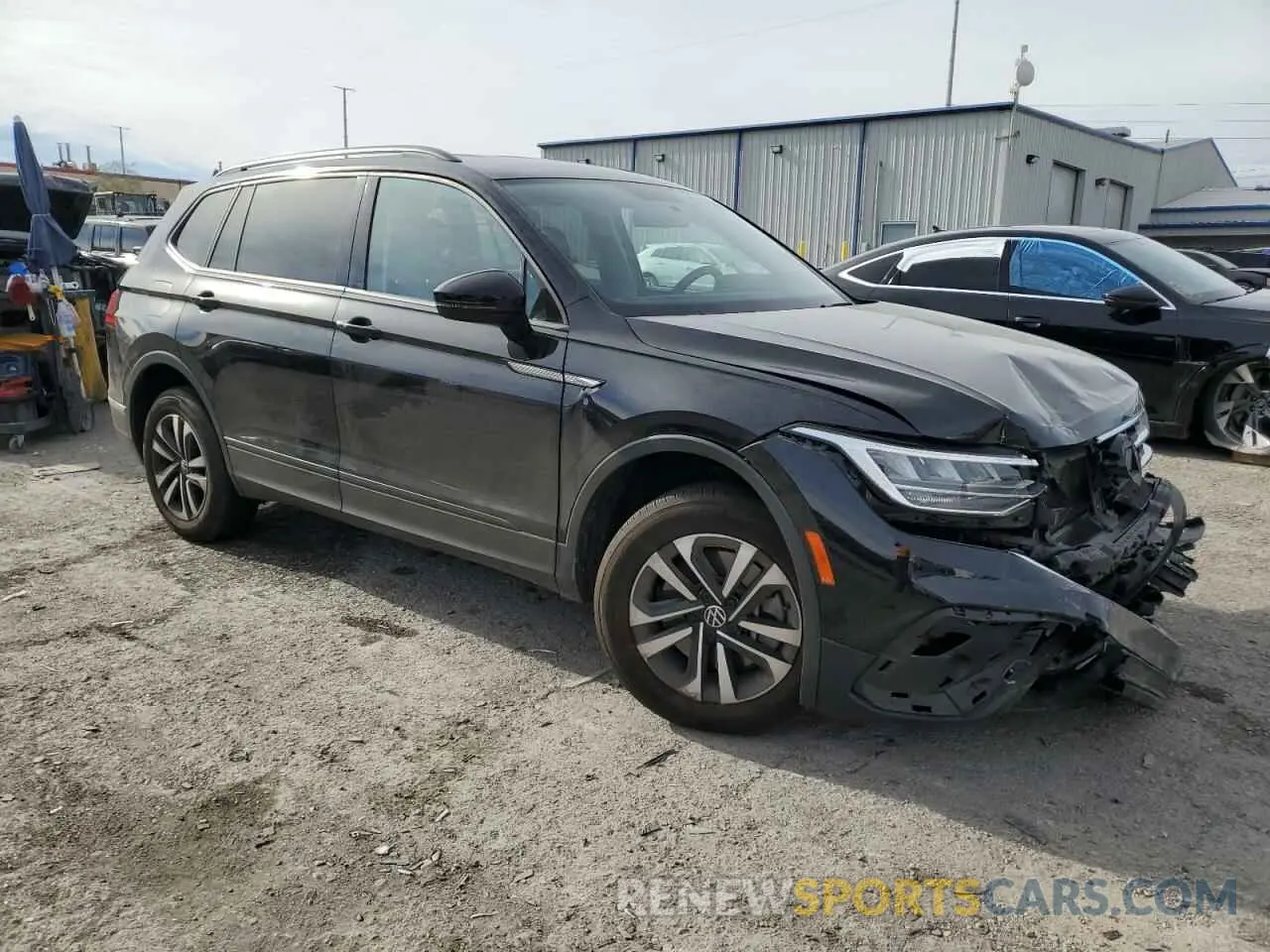 4 Photograph of a damaged car 3VV1B7AX3NM020655 VOLKSWAGEN TIGUAN 2022
