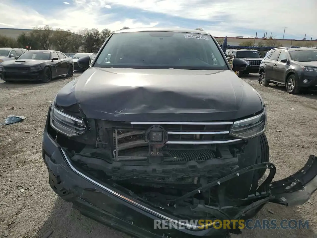 5 Photograph of a damaged car 3VV1B7AX3NM020655 VOLKSWAGEN TIGUAN 2022